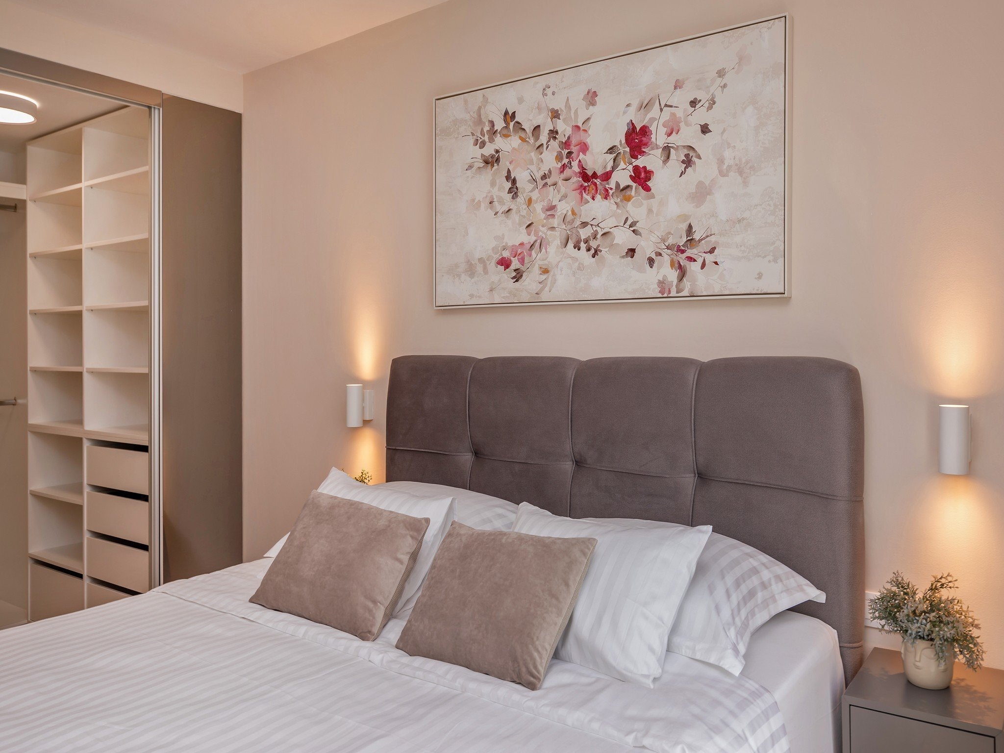 Apartmá Apartment Floramye  - Three Bedroom Apartment with