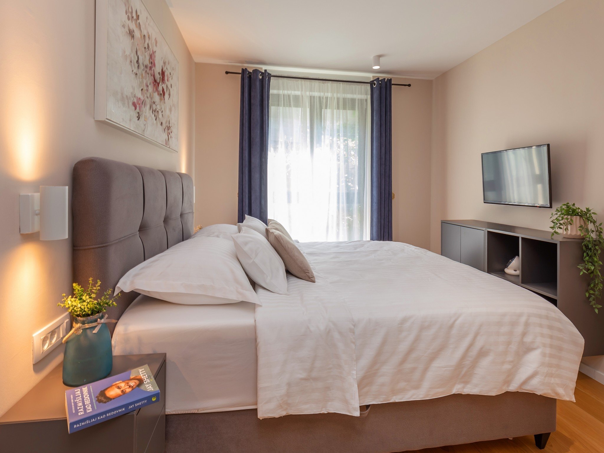 Apartmá Apartment Floramye  - Three Bedroom Apartment with