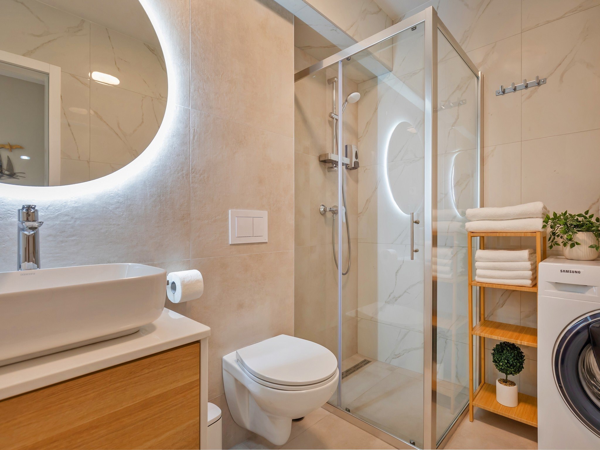 Apartmá Apartment Floramye  - Three Bedroom Apartment with
