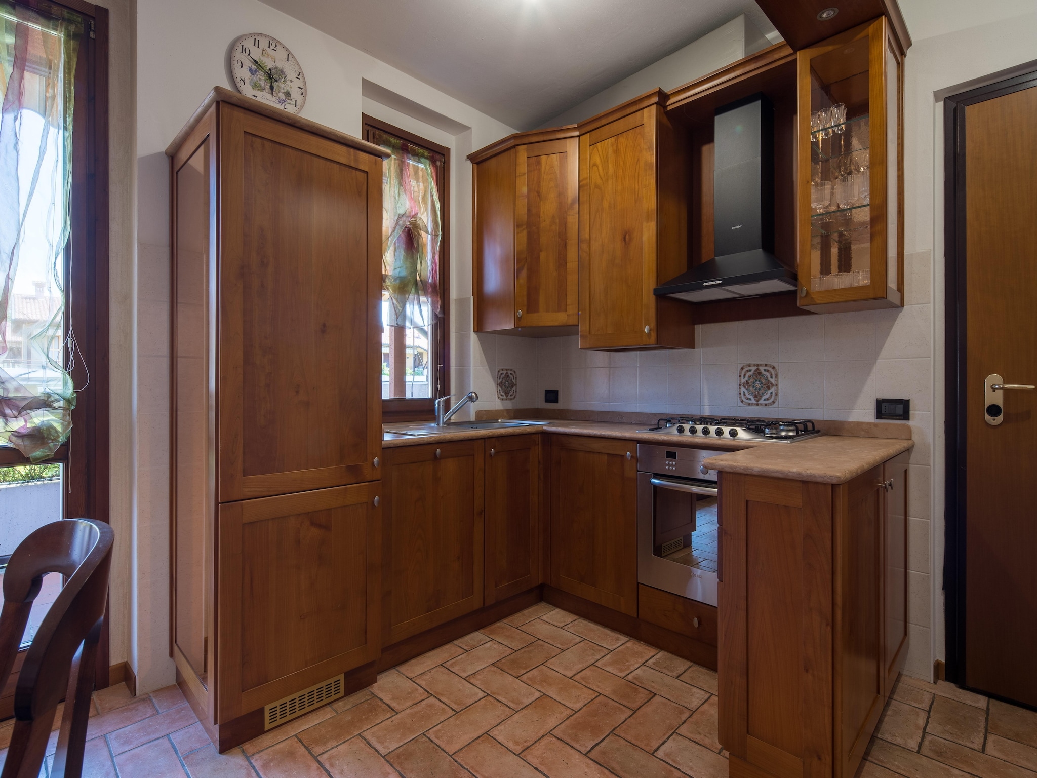   Casara F10