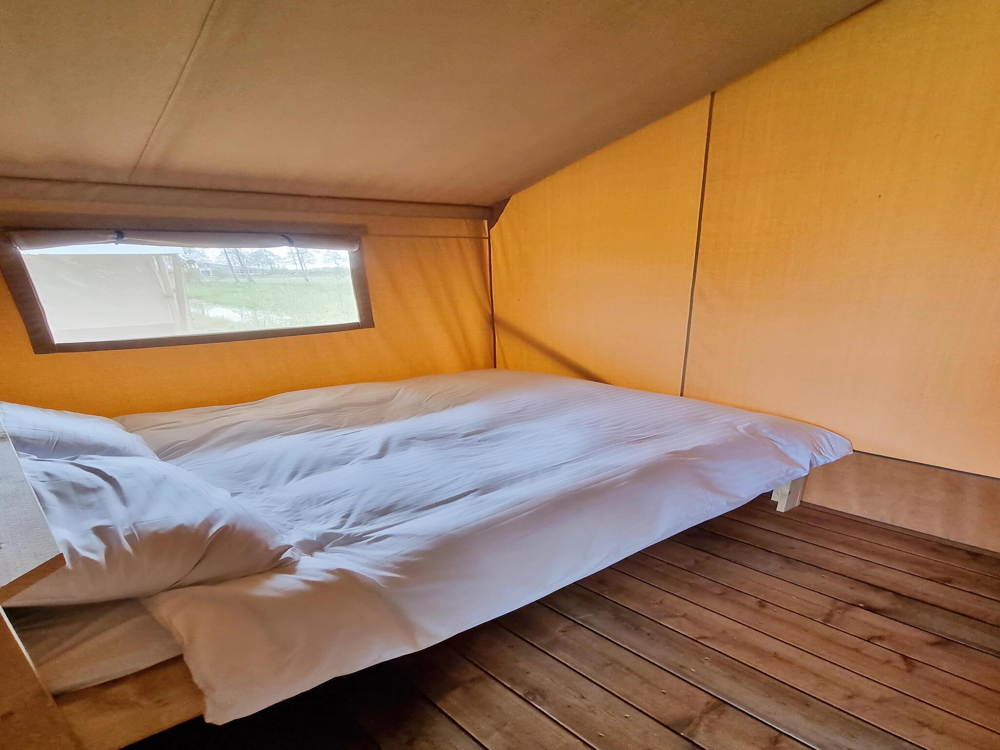   Luxe glamping met badkamer 2