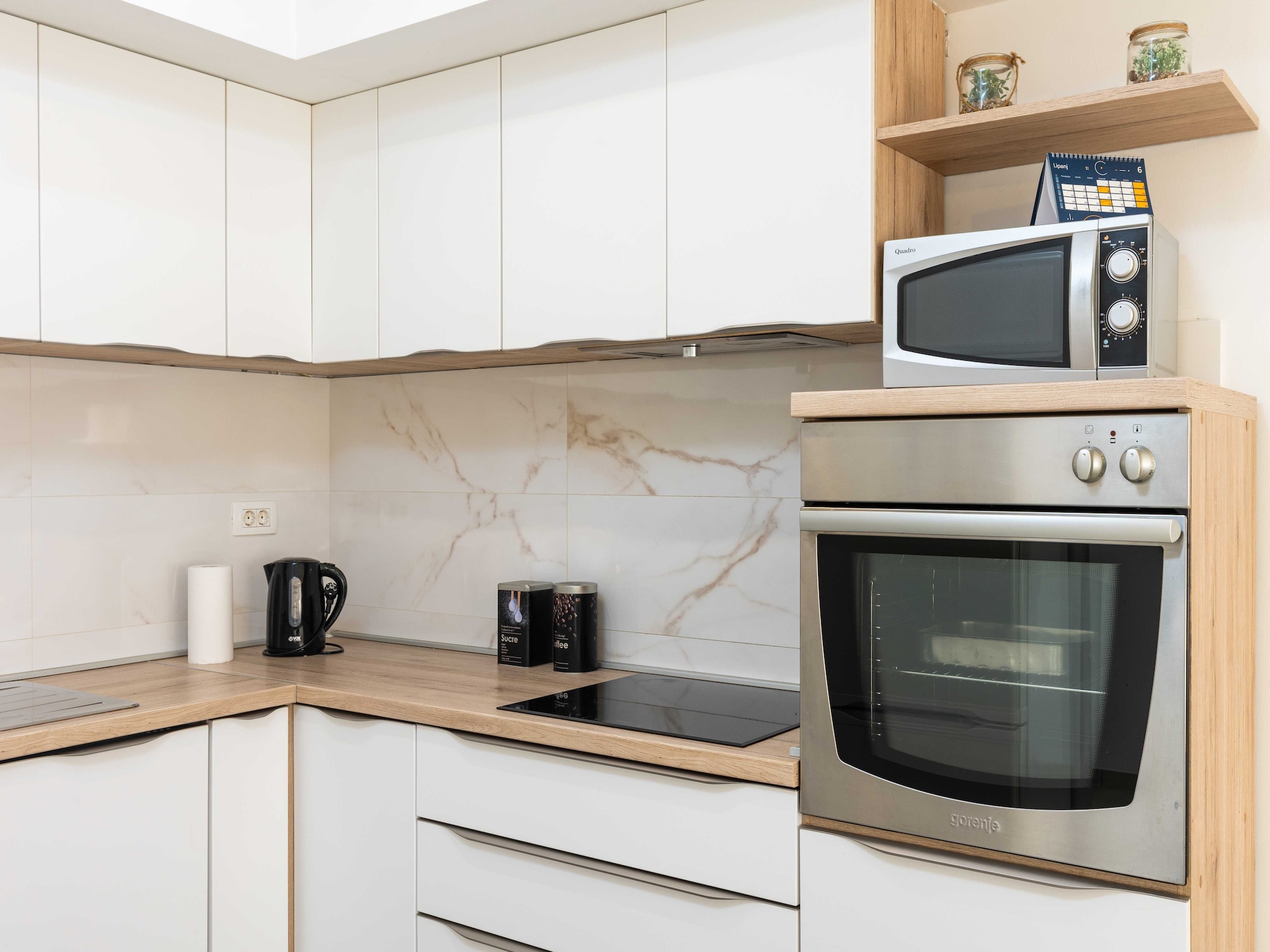 Apartmá Apartment Why Not - Two Bedroom Apartment with Bal