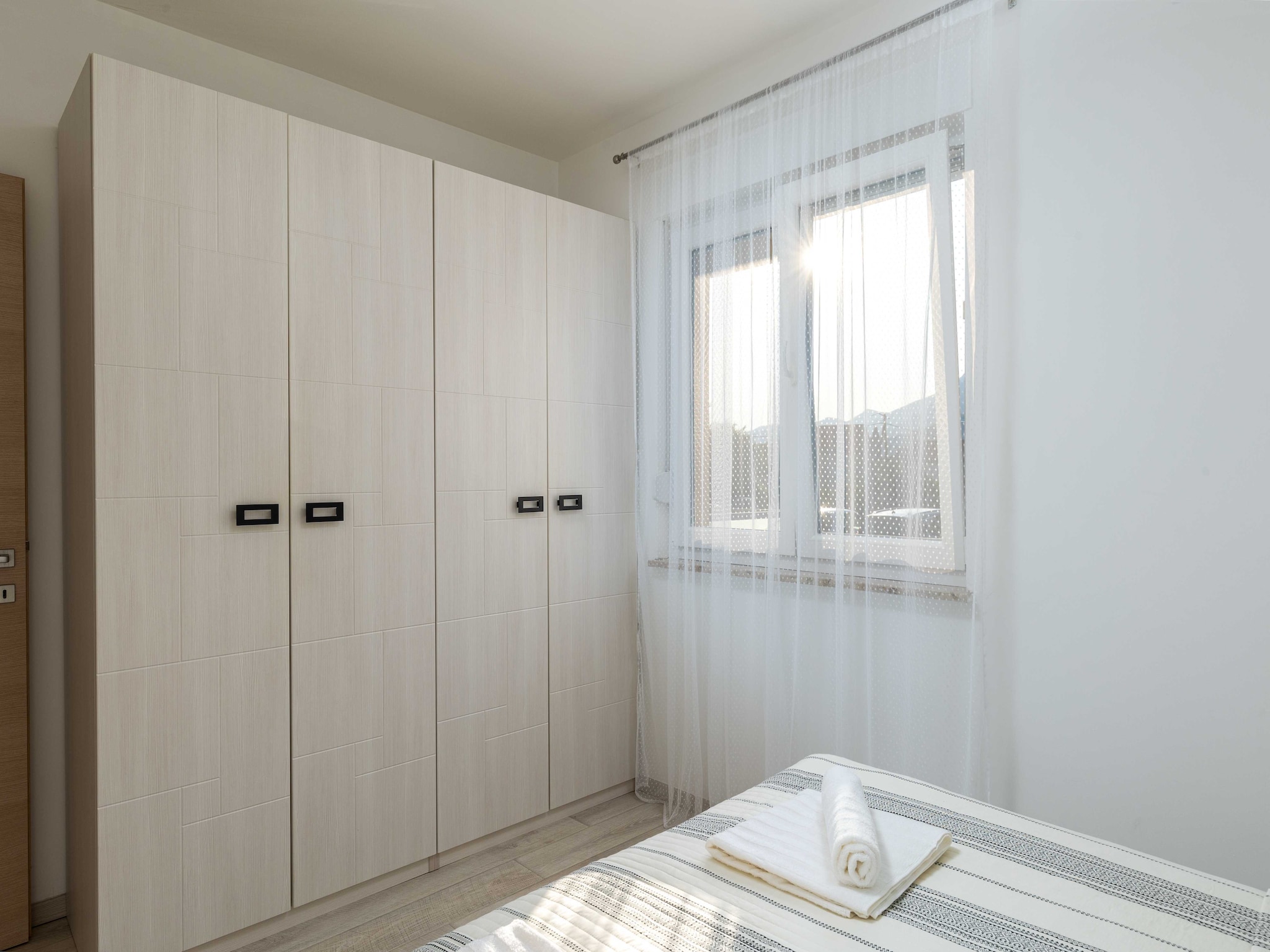 Apartmá Apartment Why Not - Two Bedroom Apartment with Bal