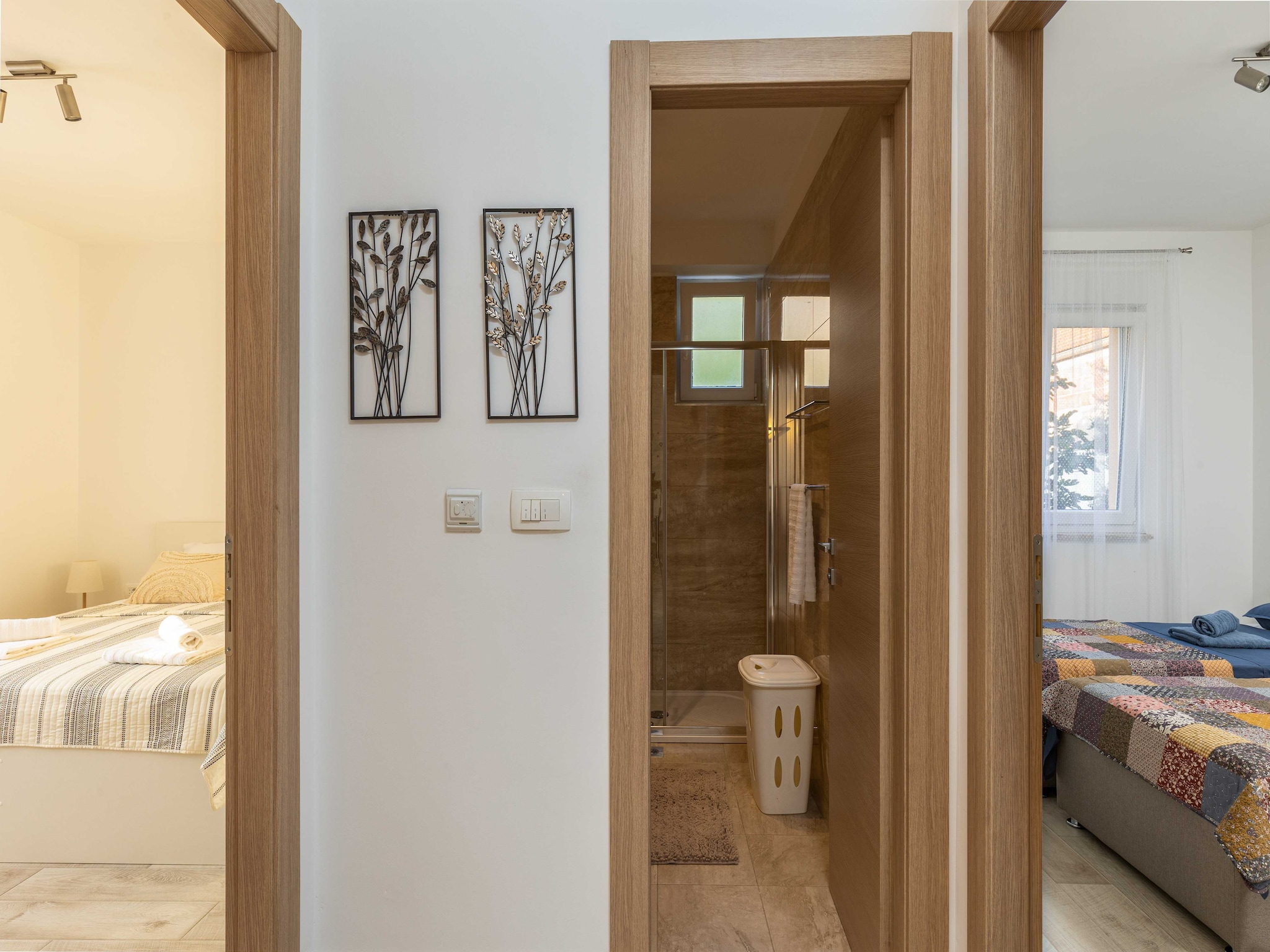 Apartmá Apartment Why Not - Two Bedroom Apartment with Bal