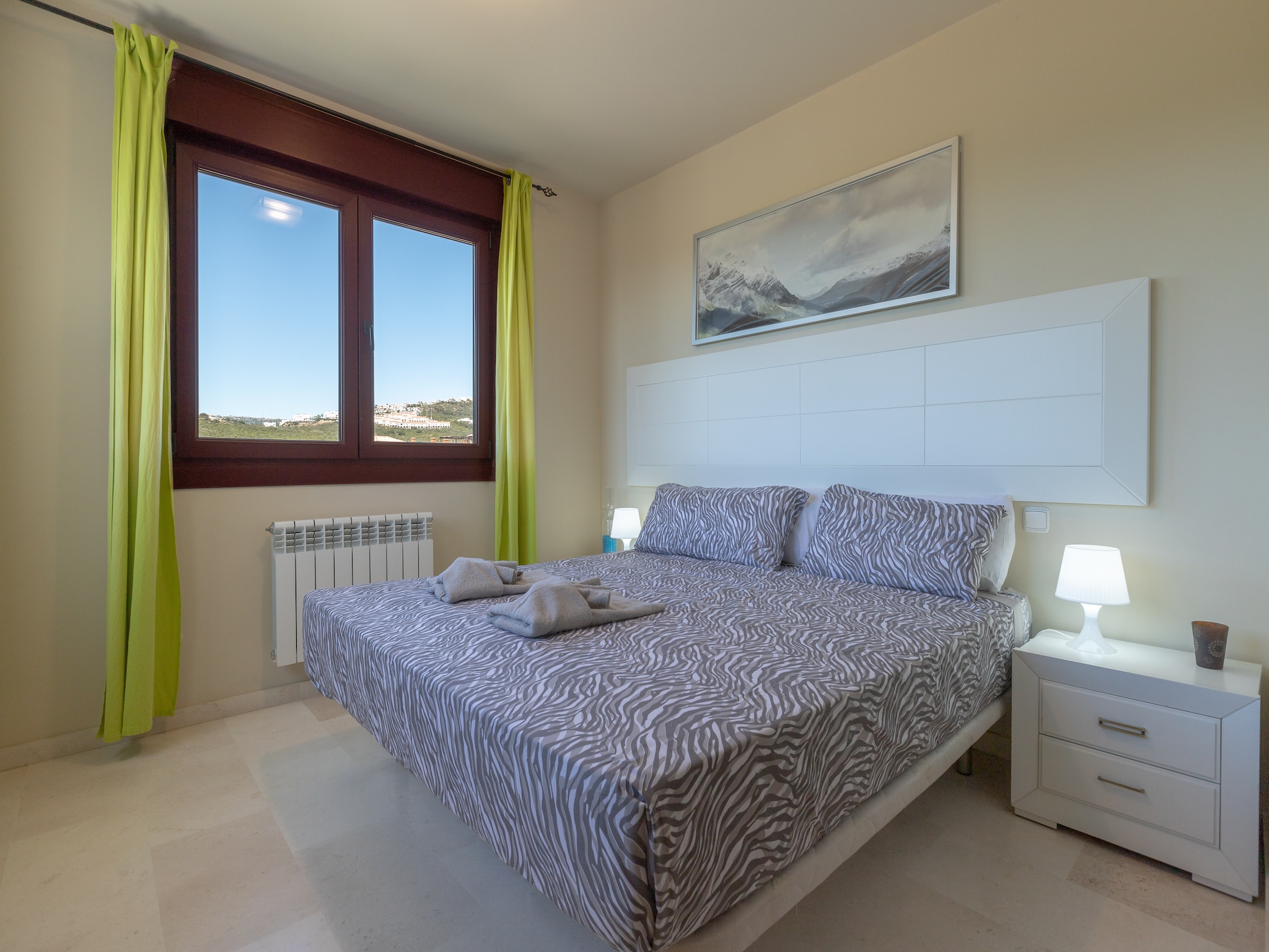   Bahia Casares 4