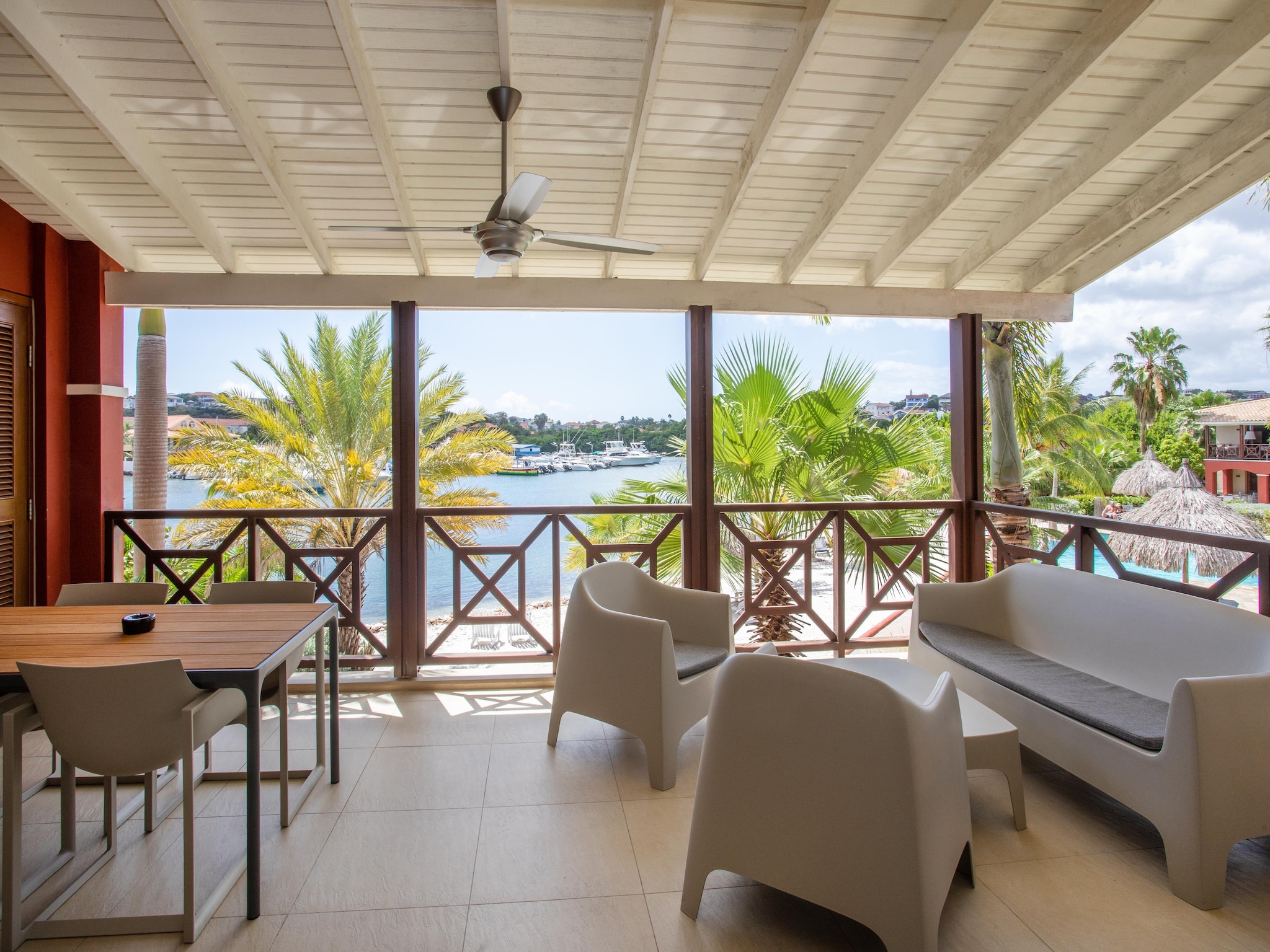   Spanish Water Apartment