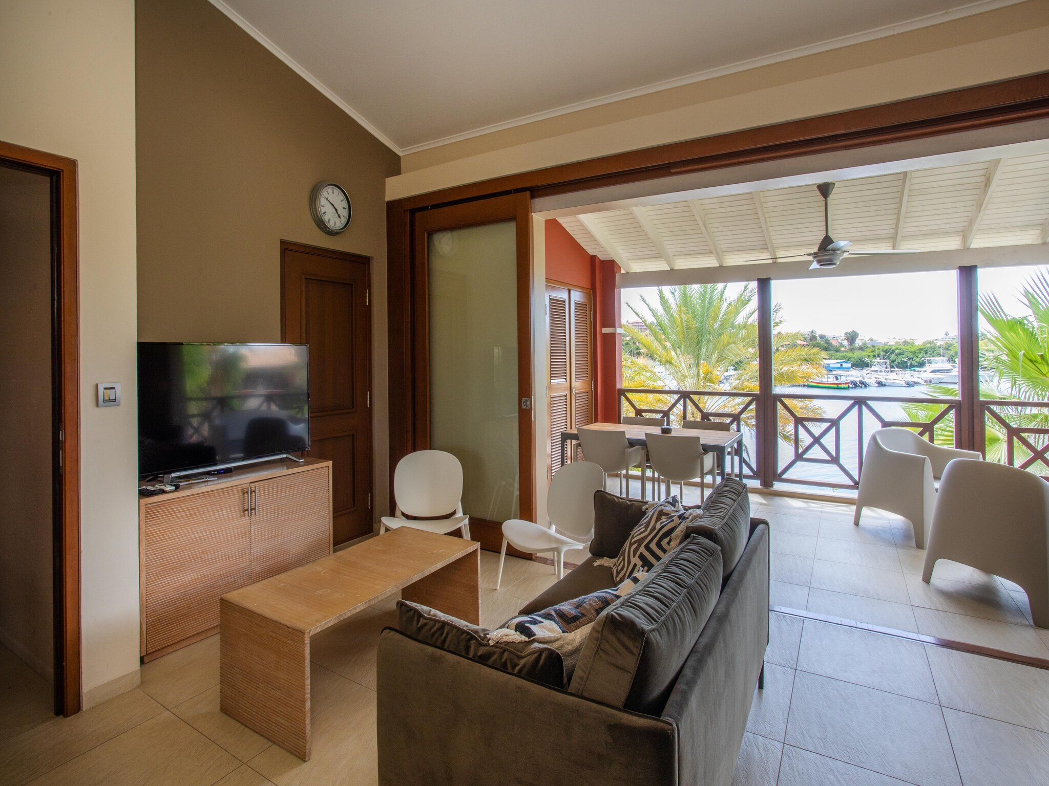   Spanish Water Apartment