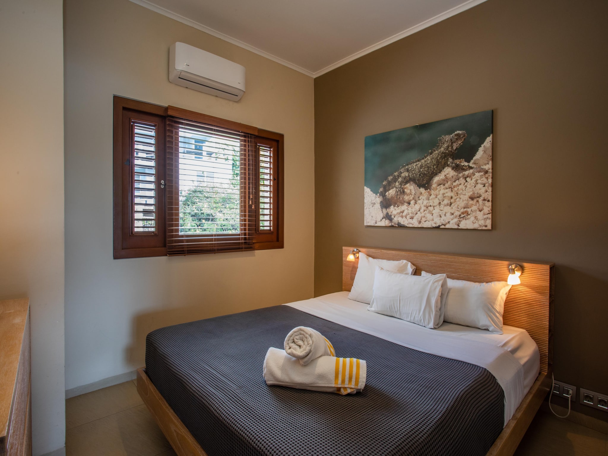   Spanish Water Apartment