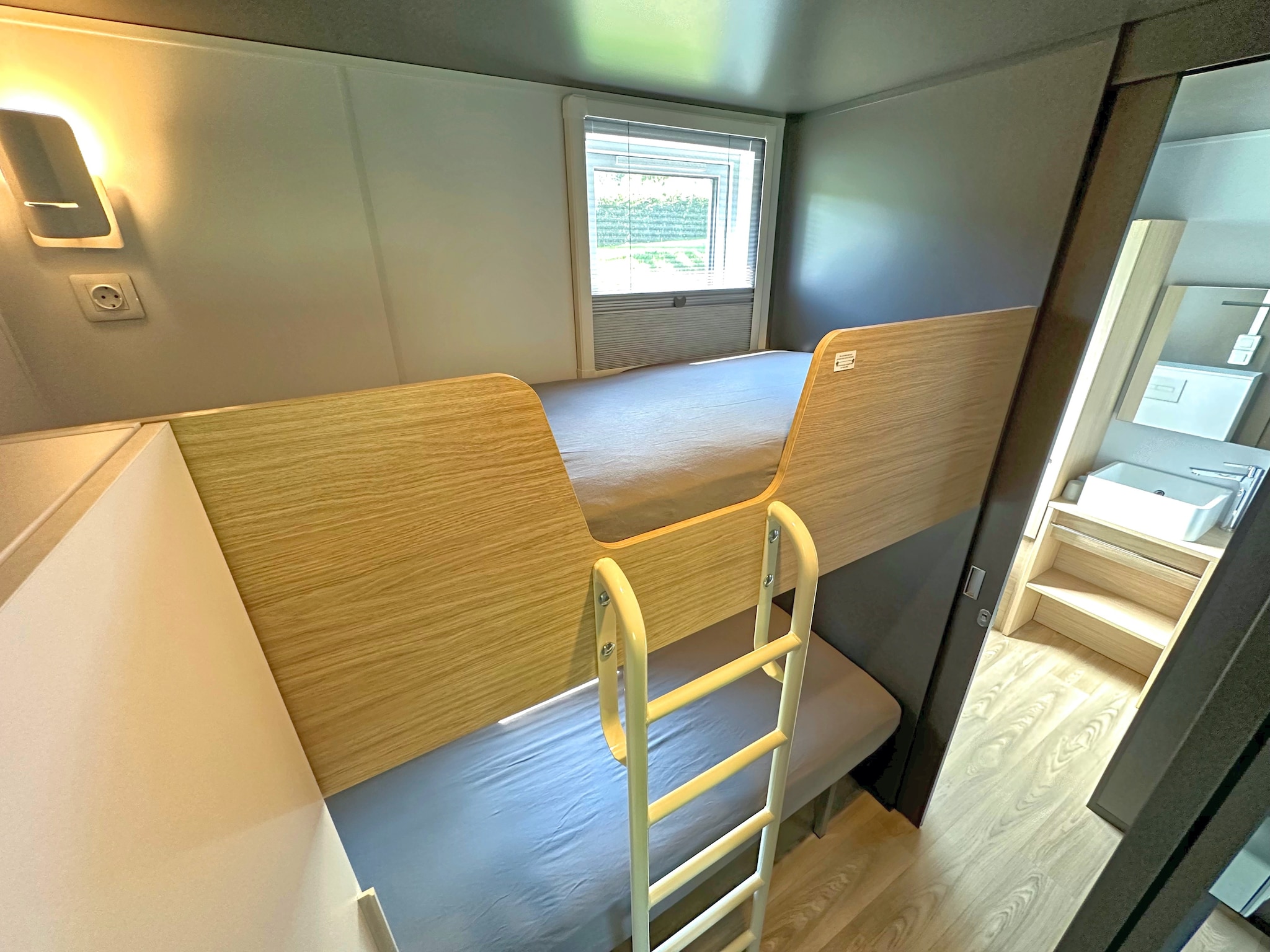   FERIENDORF SEEBLICK - Tiny Chalet am Eixendorfer S