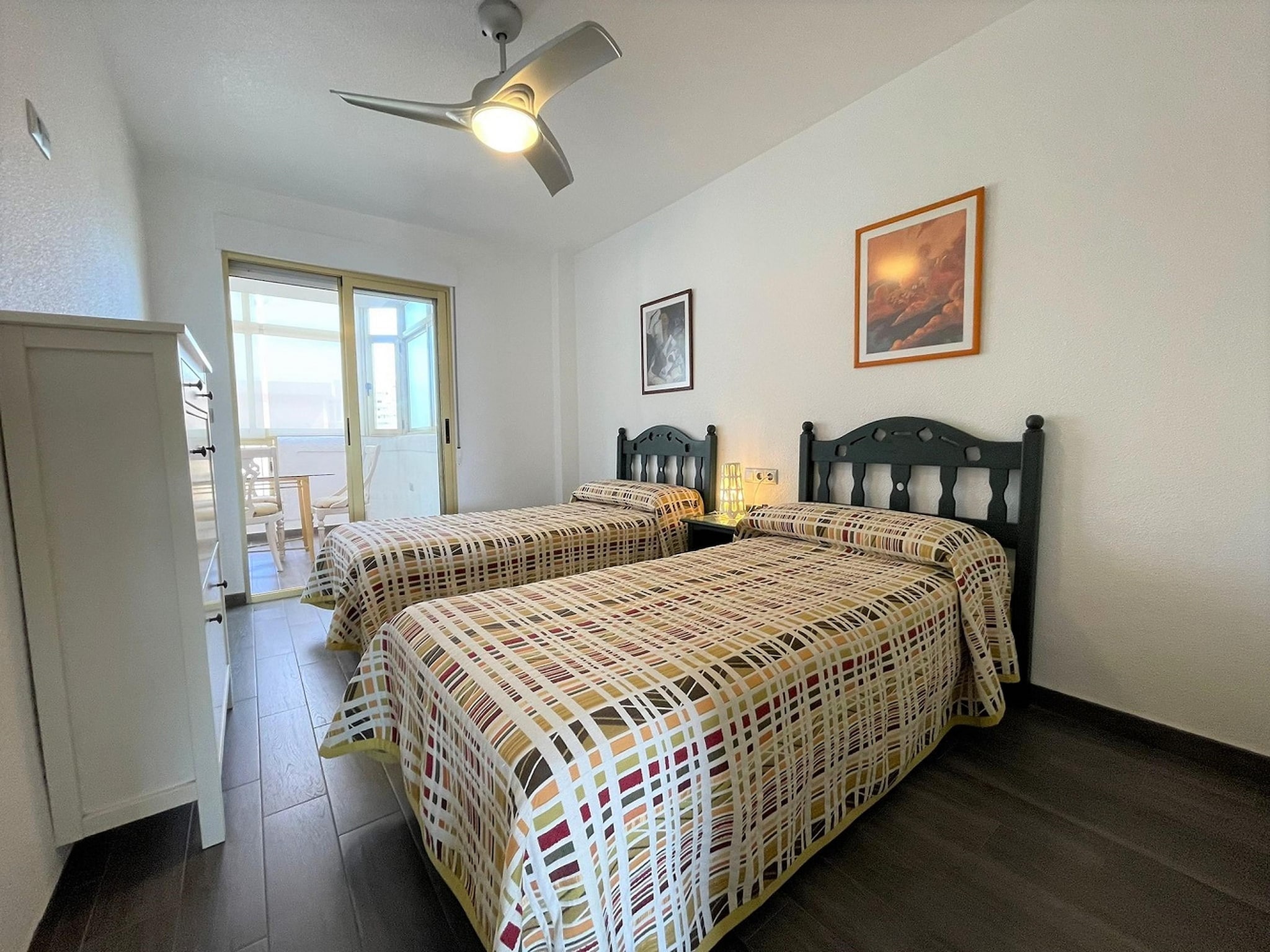   Apartamento con piscina frente al mar en La Manga