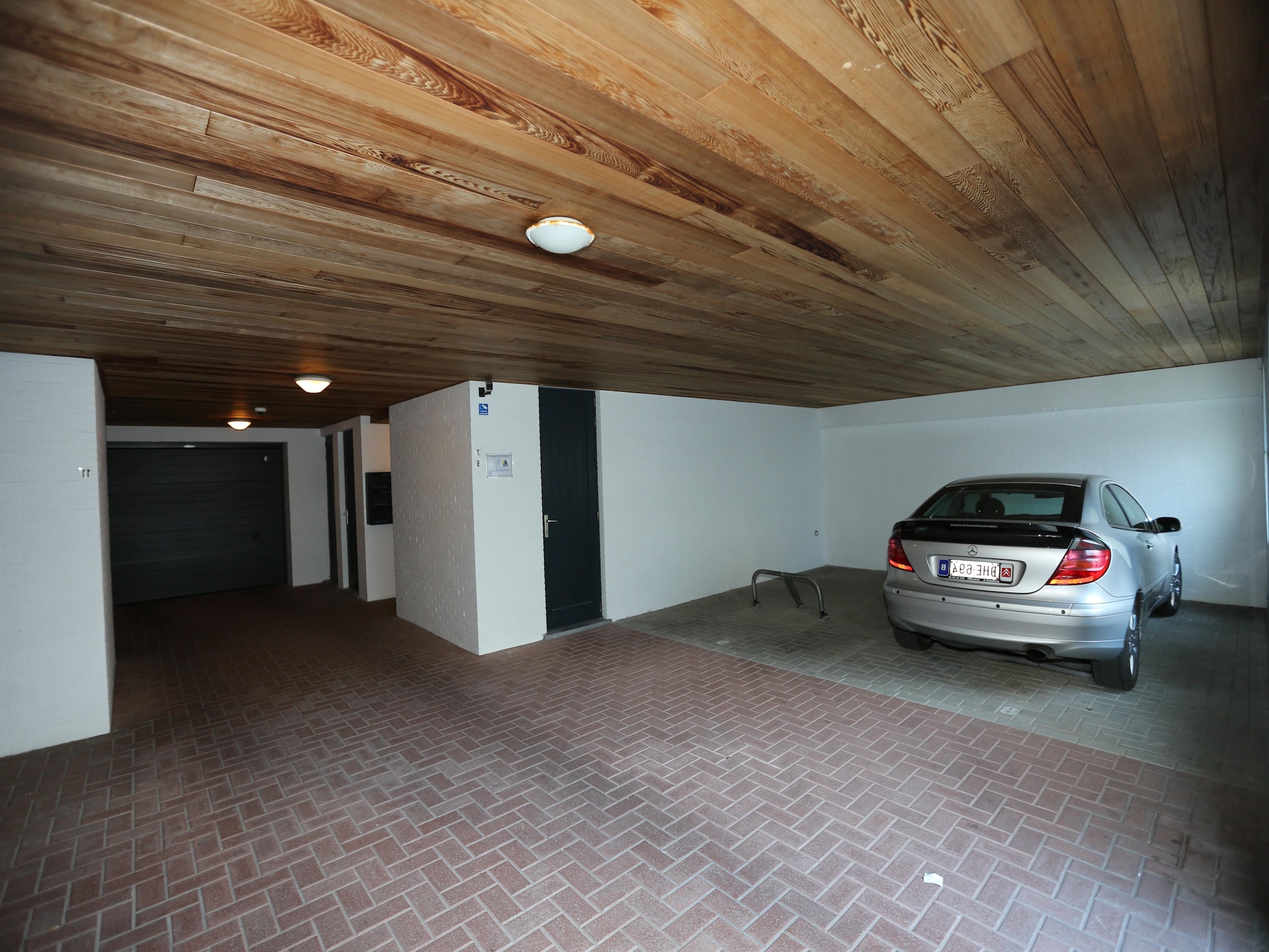 Ferienwohnung PRINCESS 2 / 0301  Parking