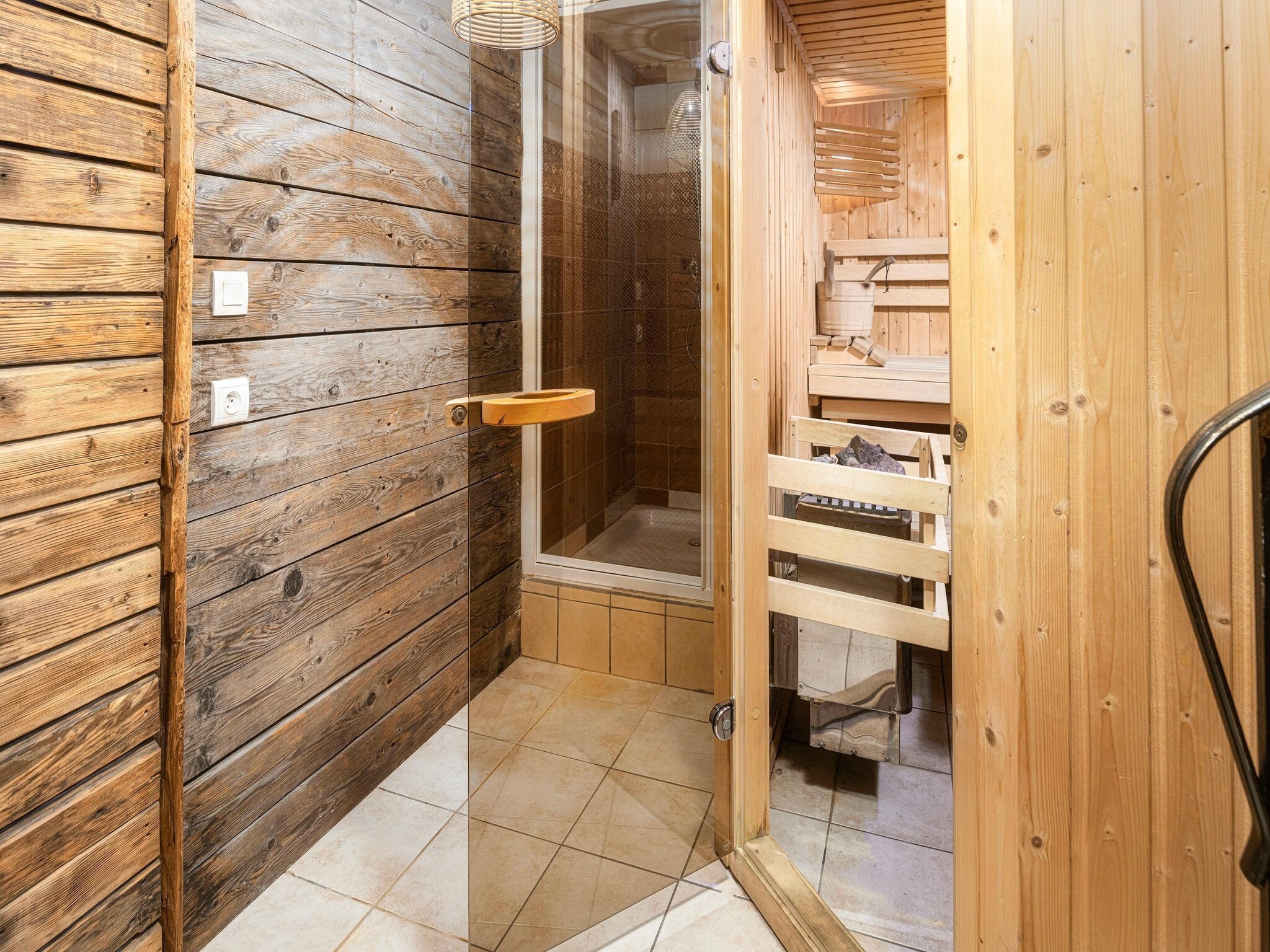 Dom Chalet Sporting Lodge