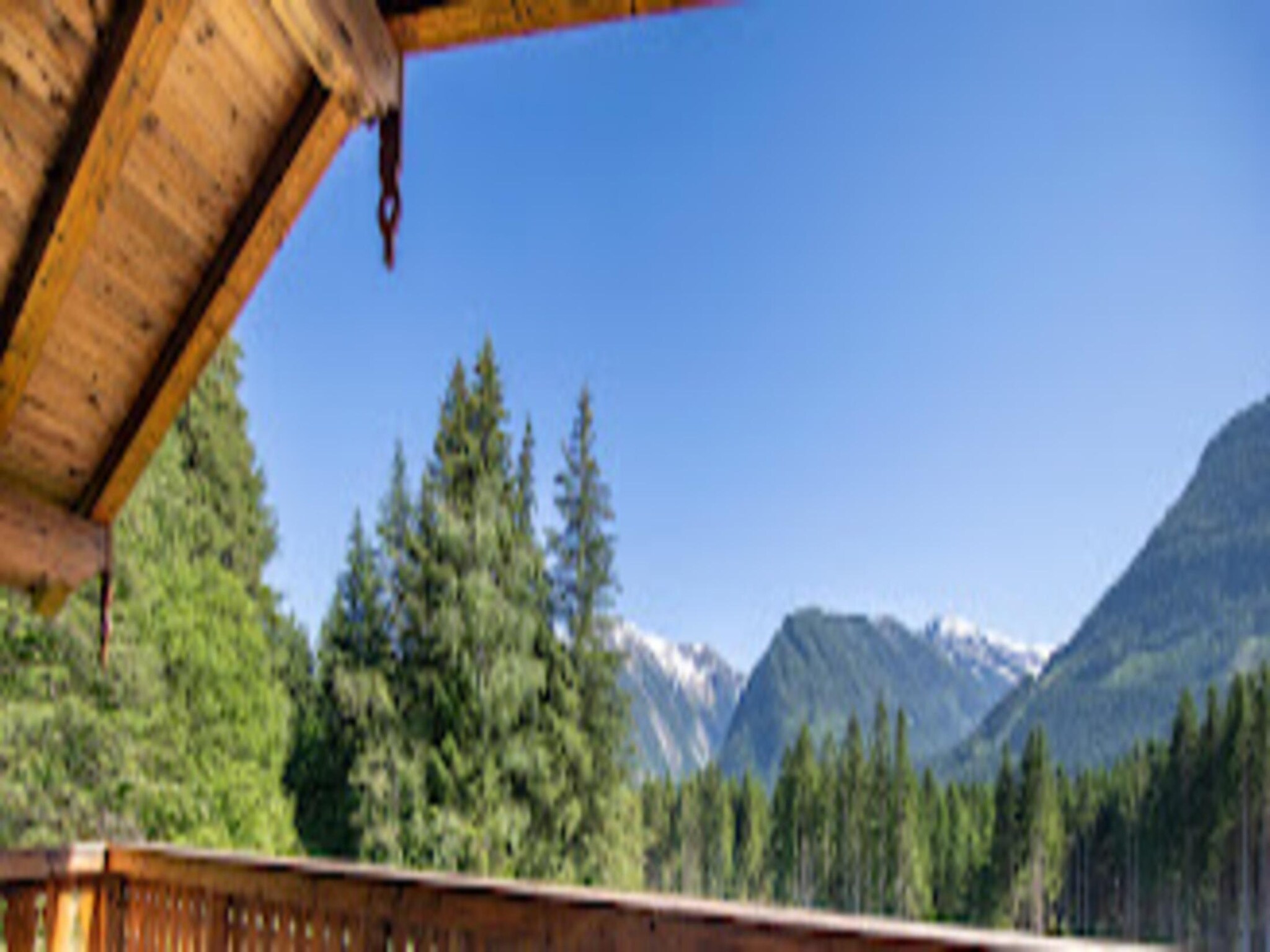 Dom Chalet Sporting Lodge