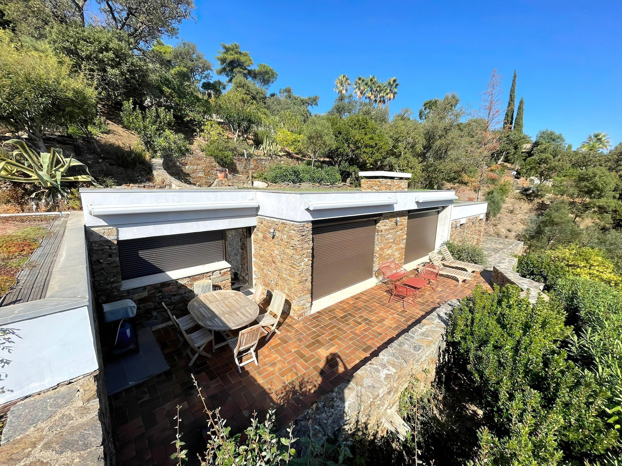   VILLA LA FOURMIGUE/ TEXIDO