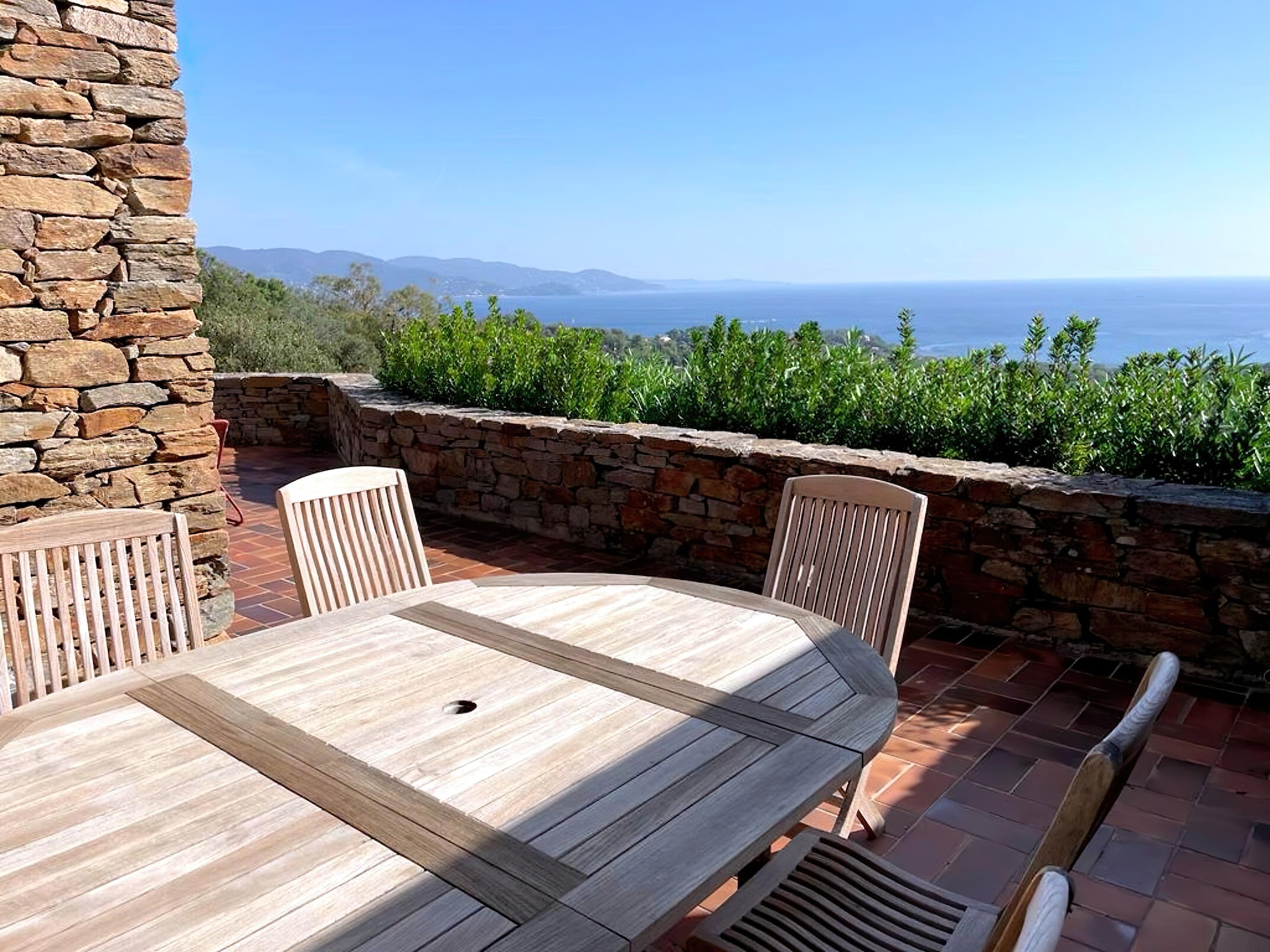   VILLA LA FOURMIGUE/ TEXIDO