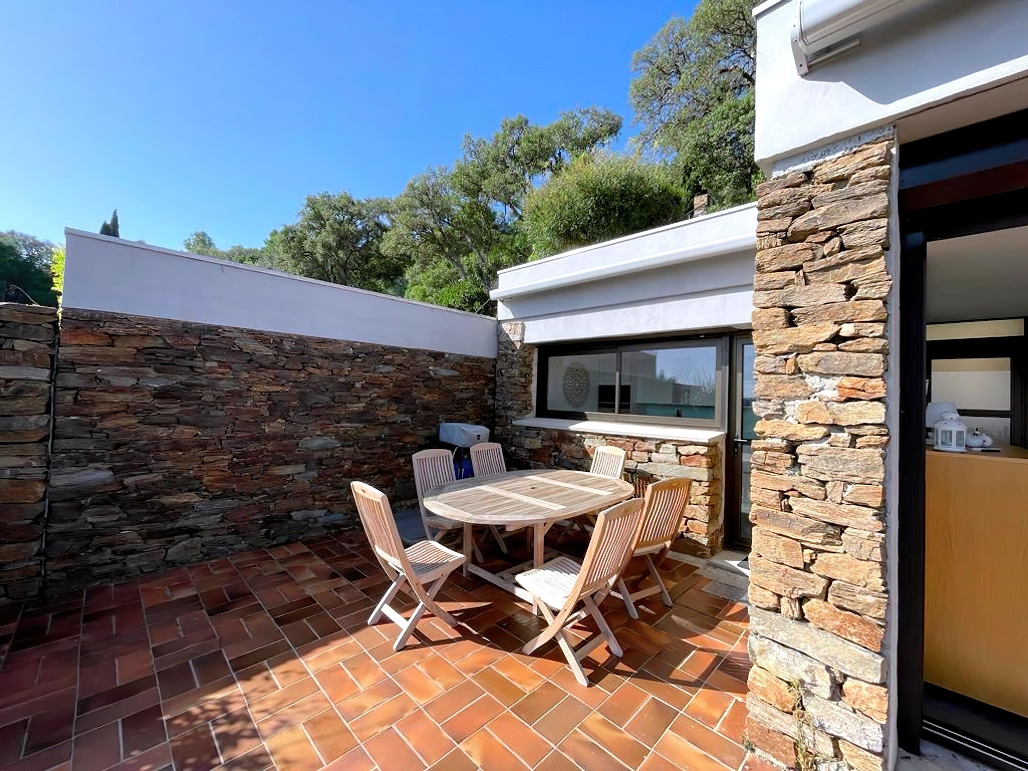   VILLA LA FOURMIGUE/ TEXIDO