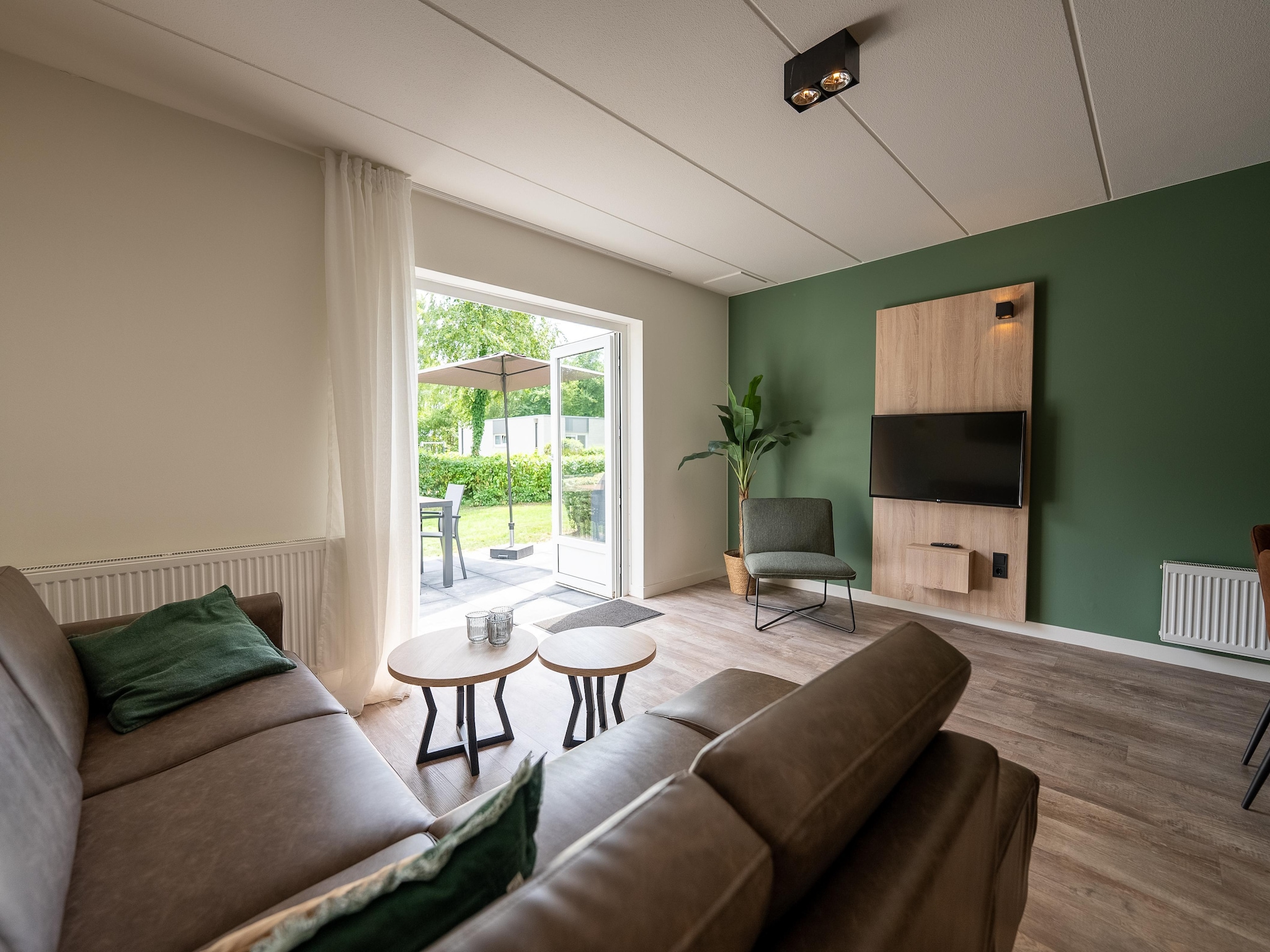 Vacation home Vakantiepark Hunzedal 19