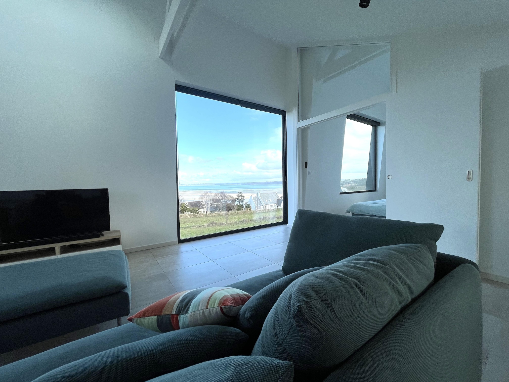   Villa d'architecte avec vue mer panoramique Locqui