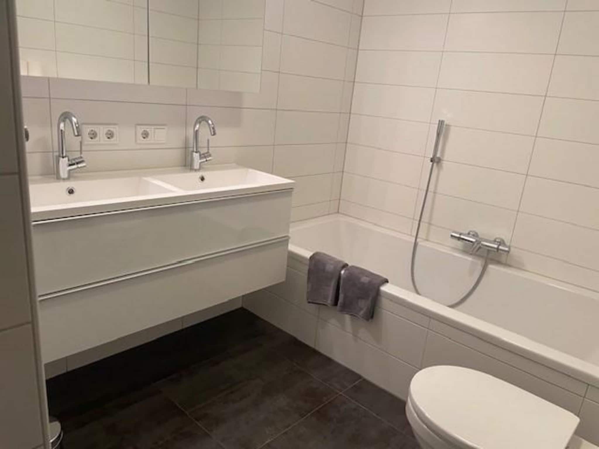 Ferienwohnung Kristall Apartment E