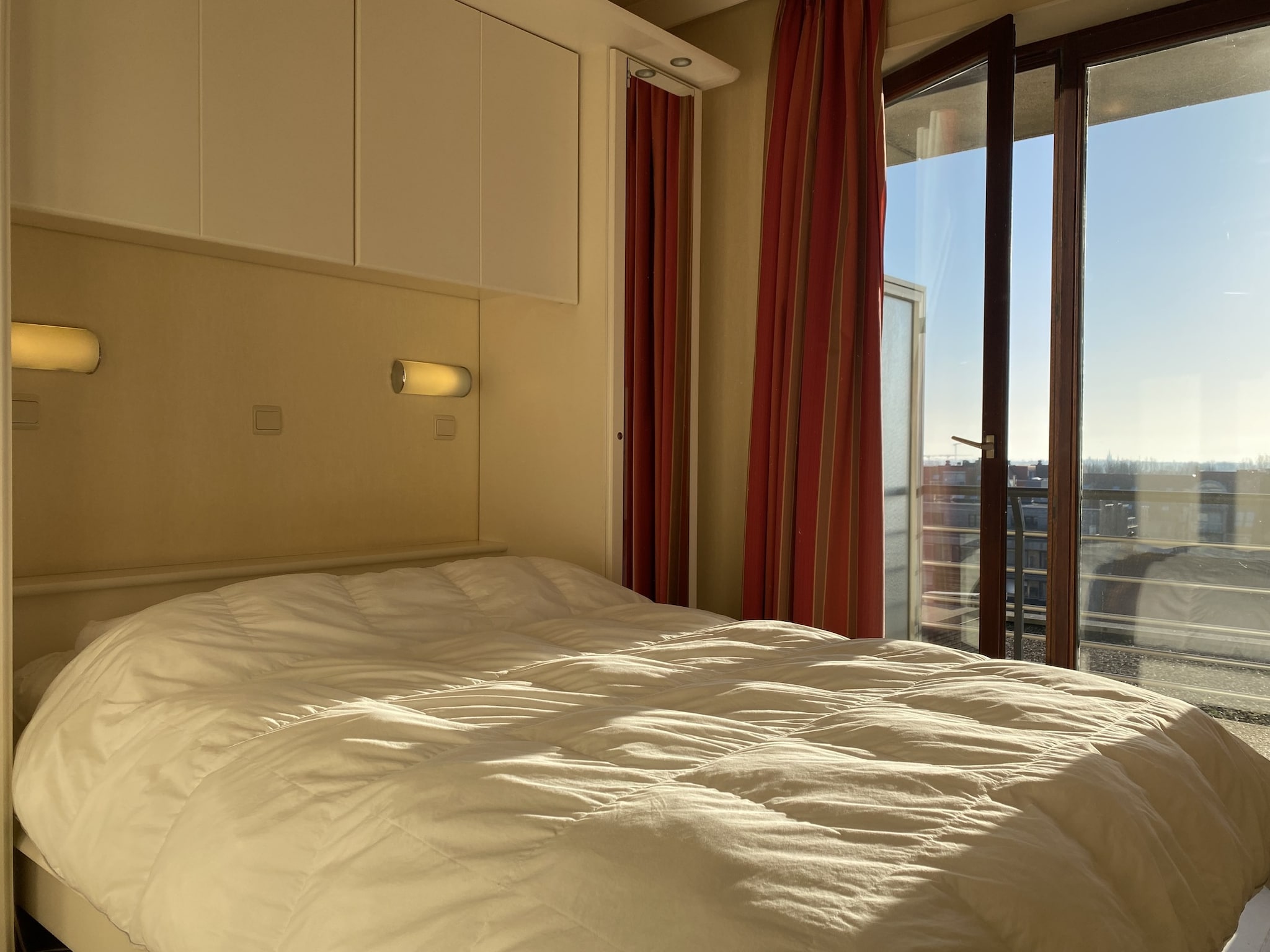 Leilighet CASINO AB B0701GAR