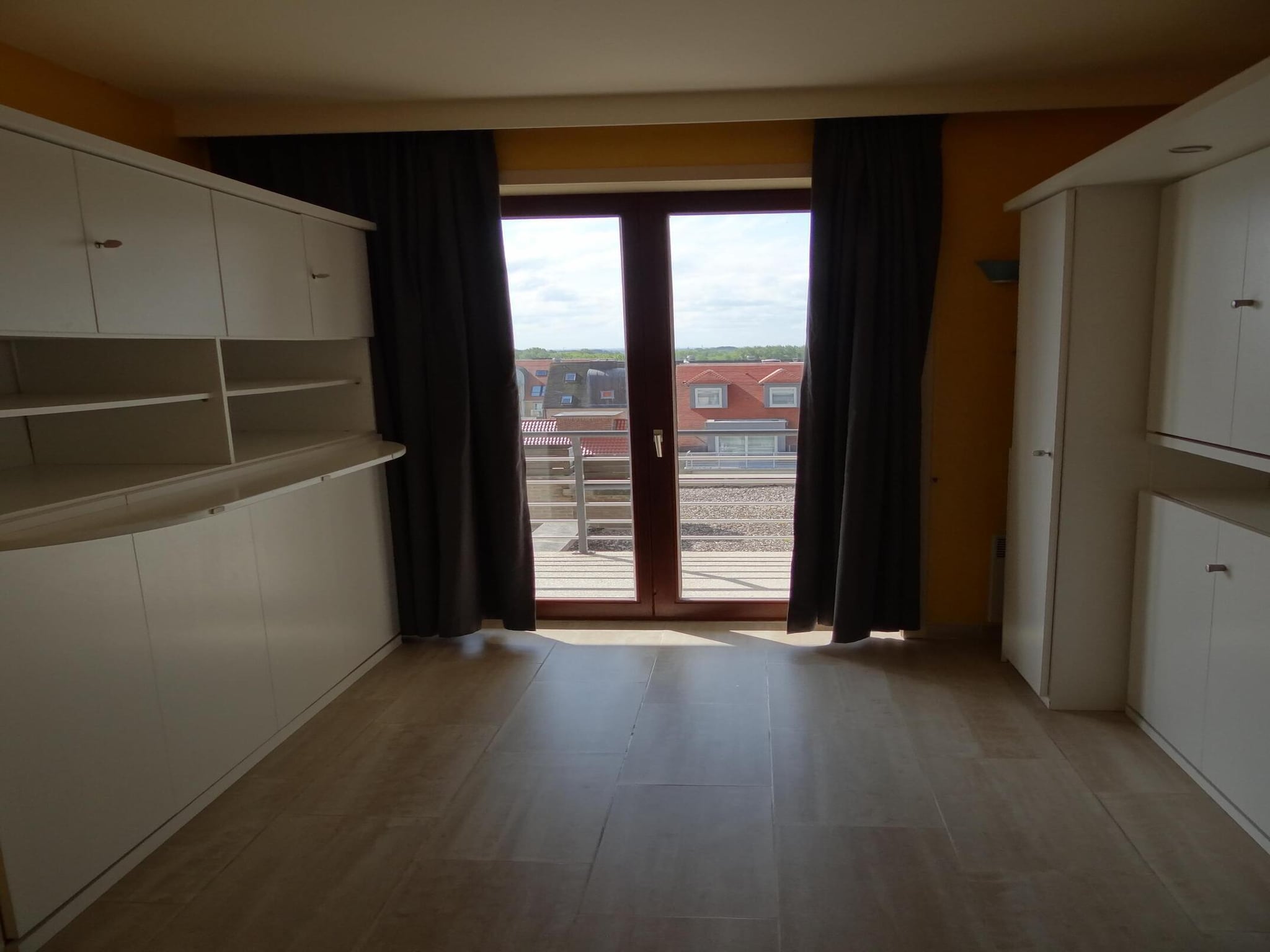 Leilighet CASINO AB B0701GAR