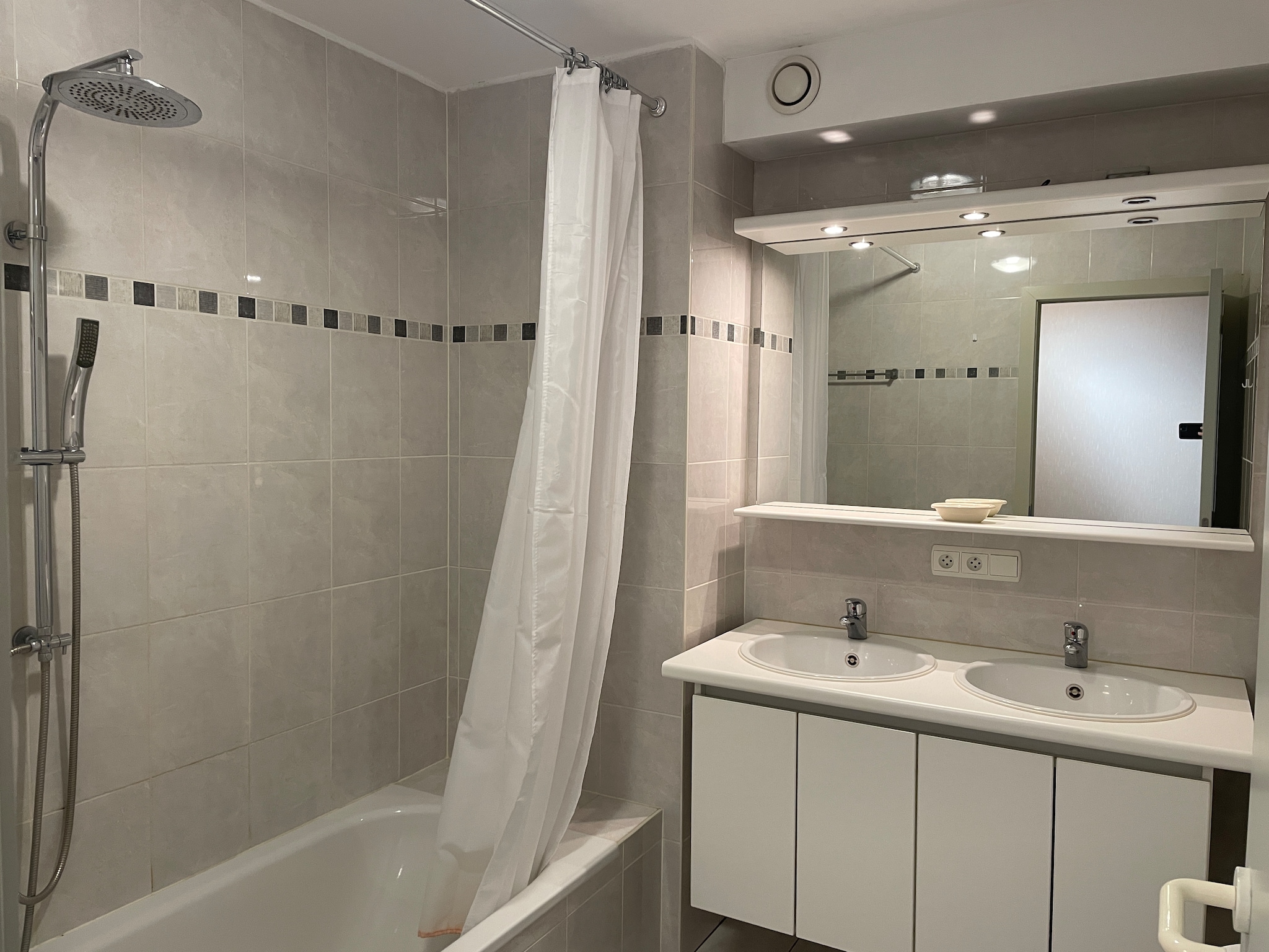 Ferienwohnung MISTRAL 0401