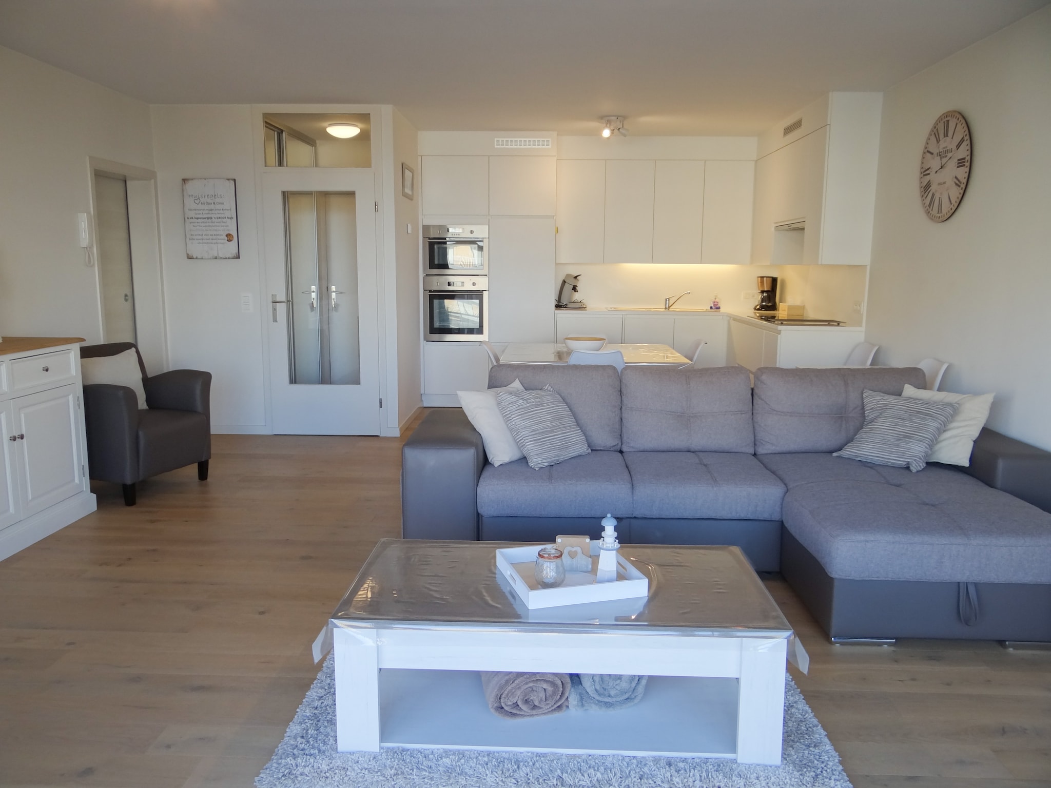 Ferienwohnung WIELINGERBANK E 404