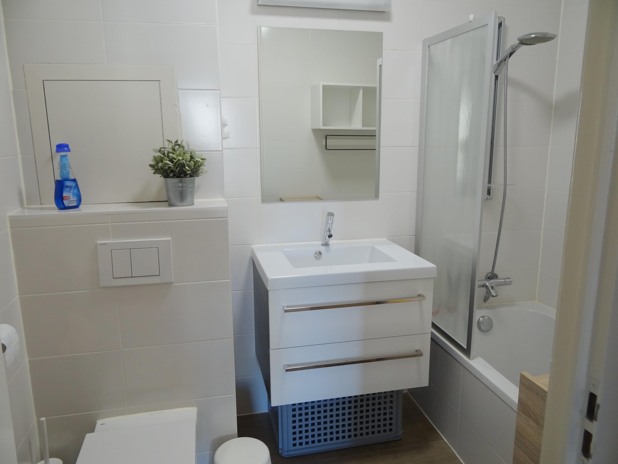 Ferienwohnung WIELINGERBANK E 404