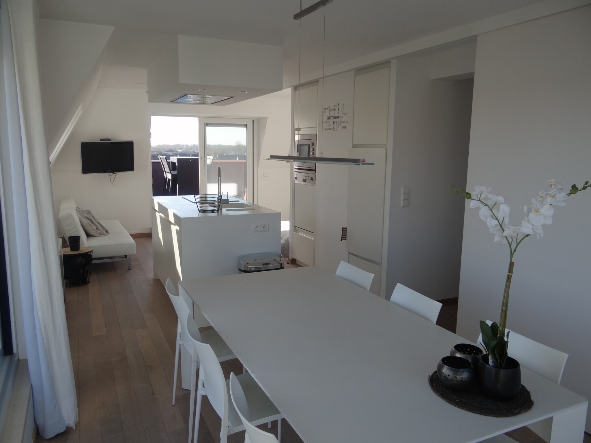 Ferienwohnung NEOPORTUS III / 75A 0402  garage