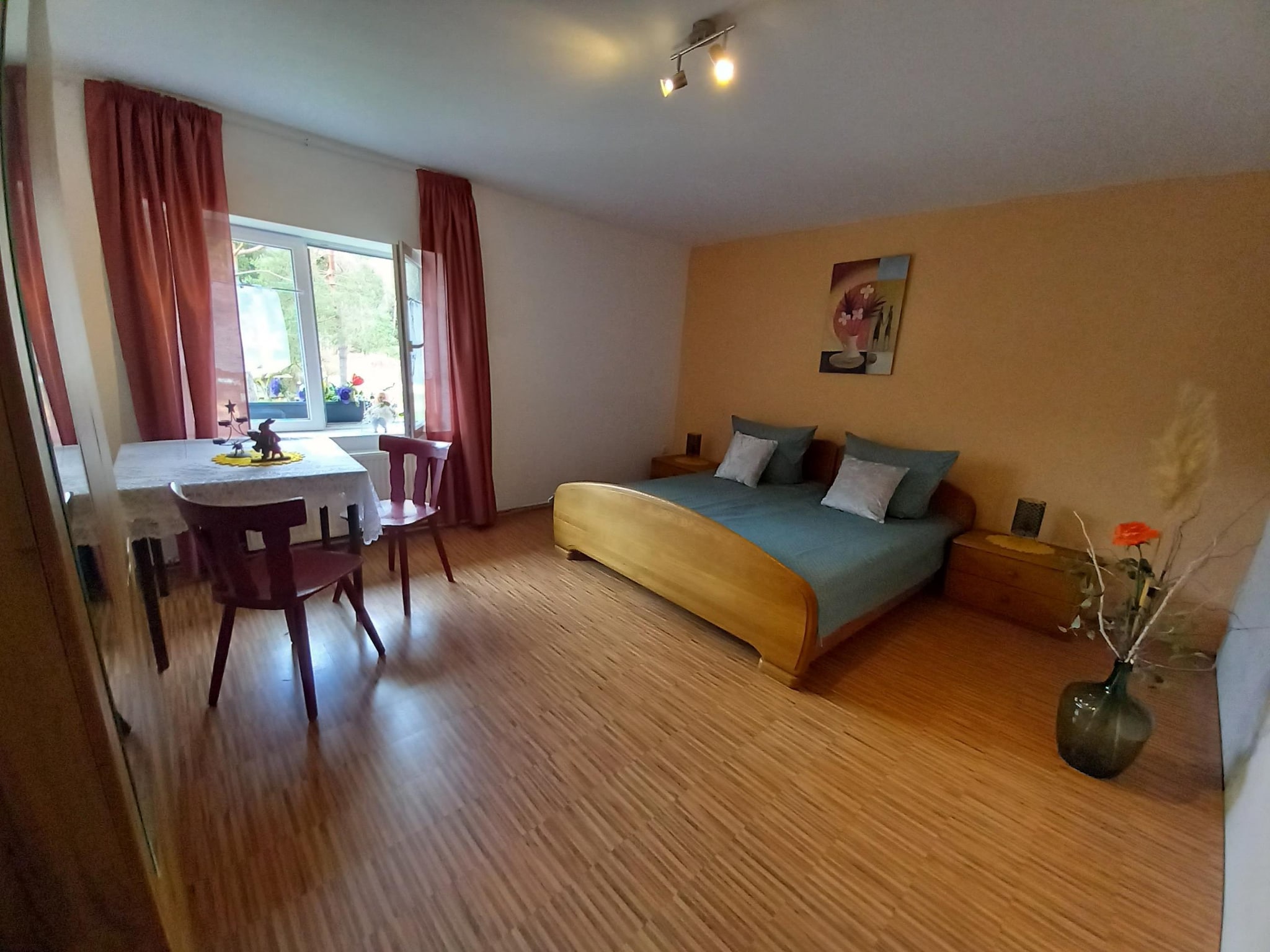   Ferienhaus mit eigener Bar am Bach in Saint Quirin