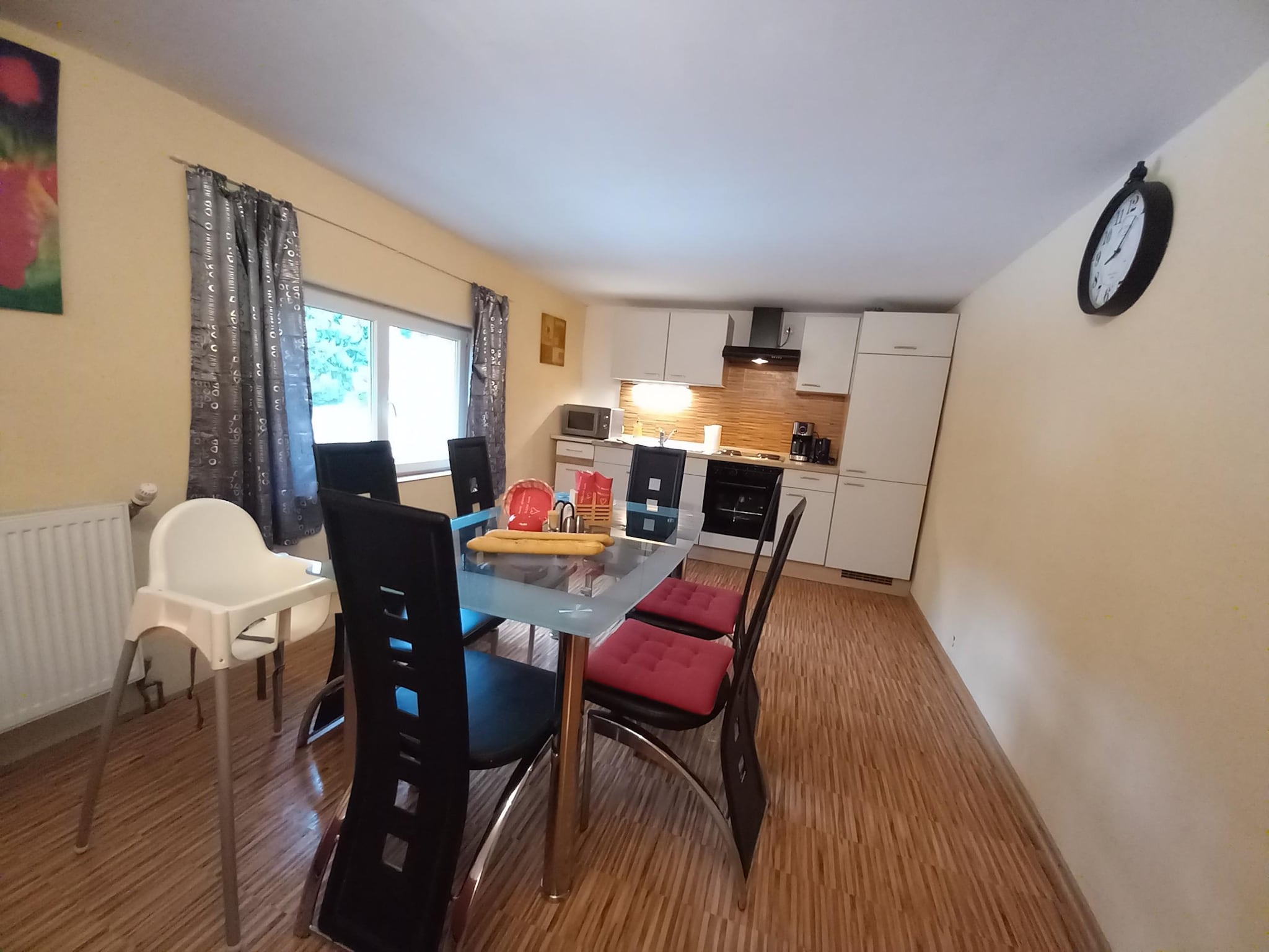   Ferienhaus mit eigener Bar am Bach in Saint Quirin