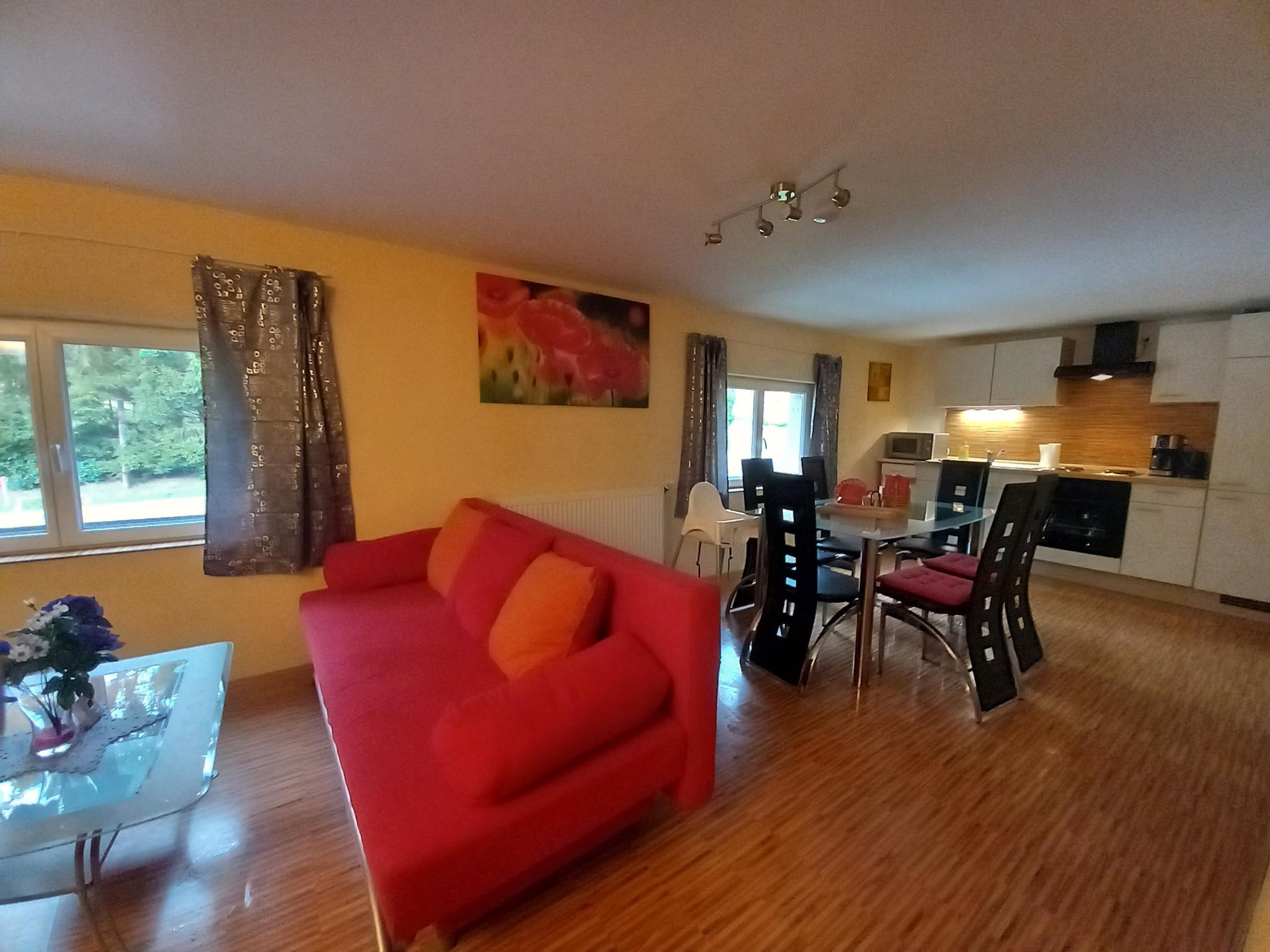   Ferienhaus mit eigener Bar am Bach in Saint Quirin