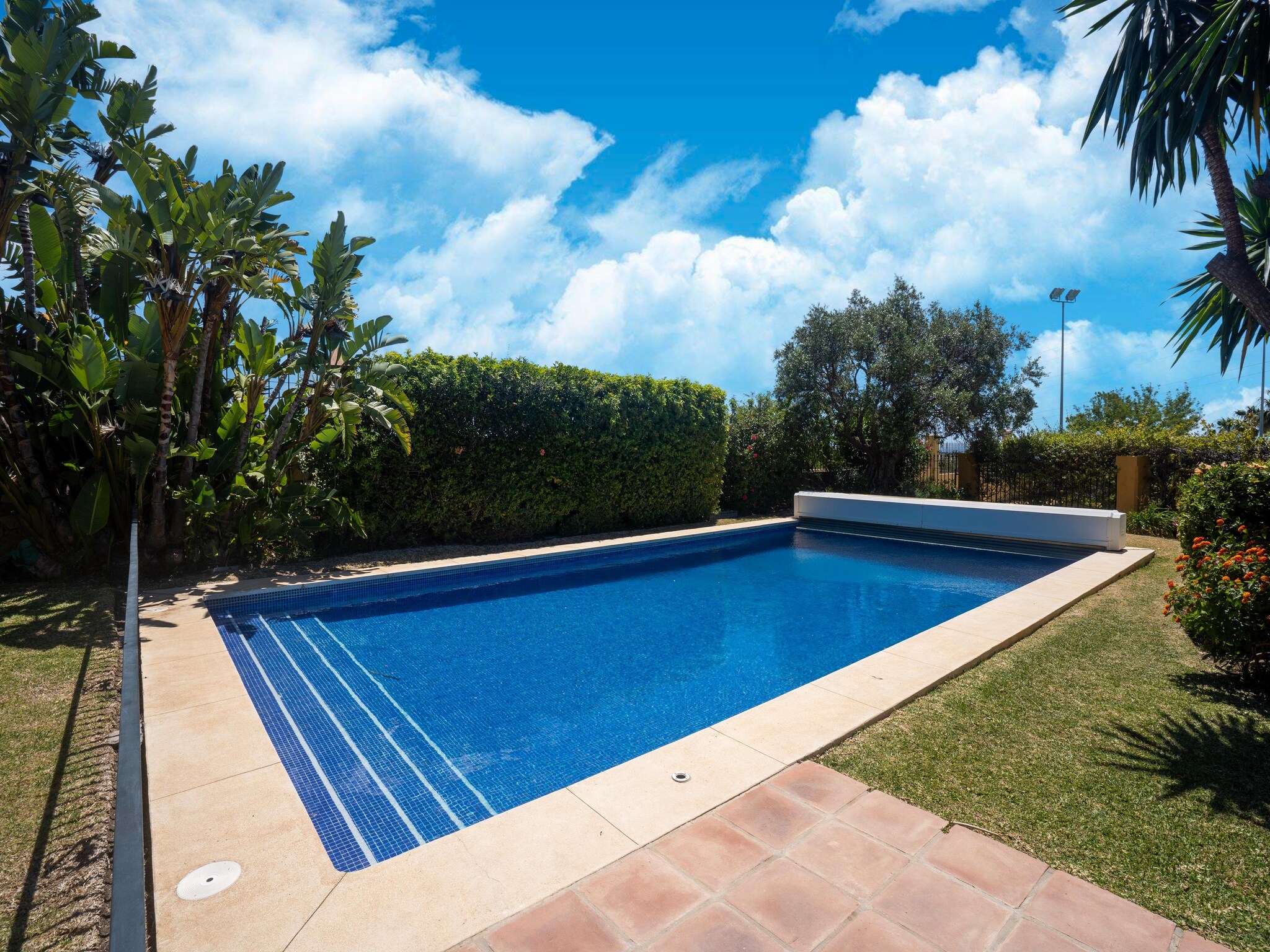   Casa Amarilla