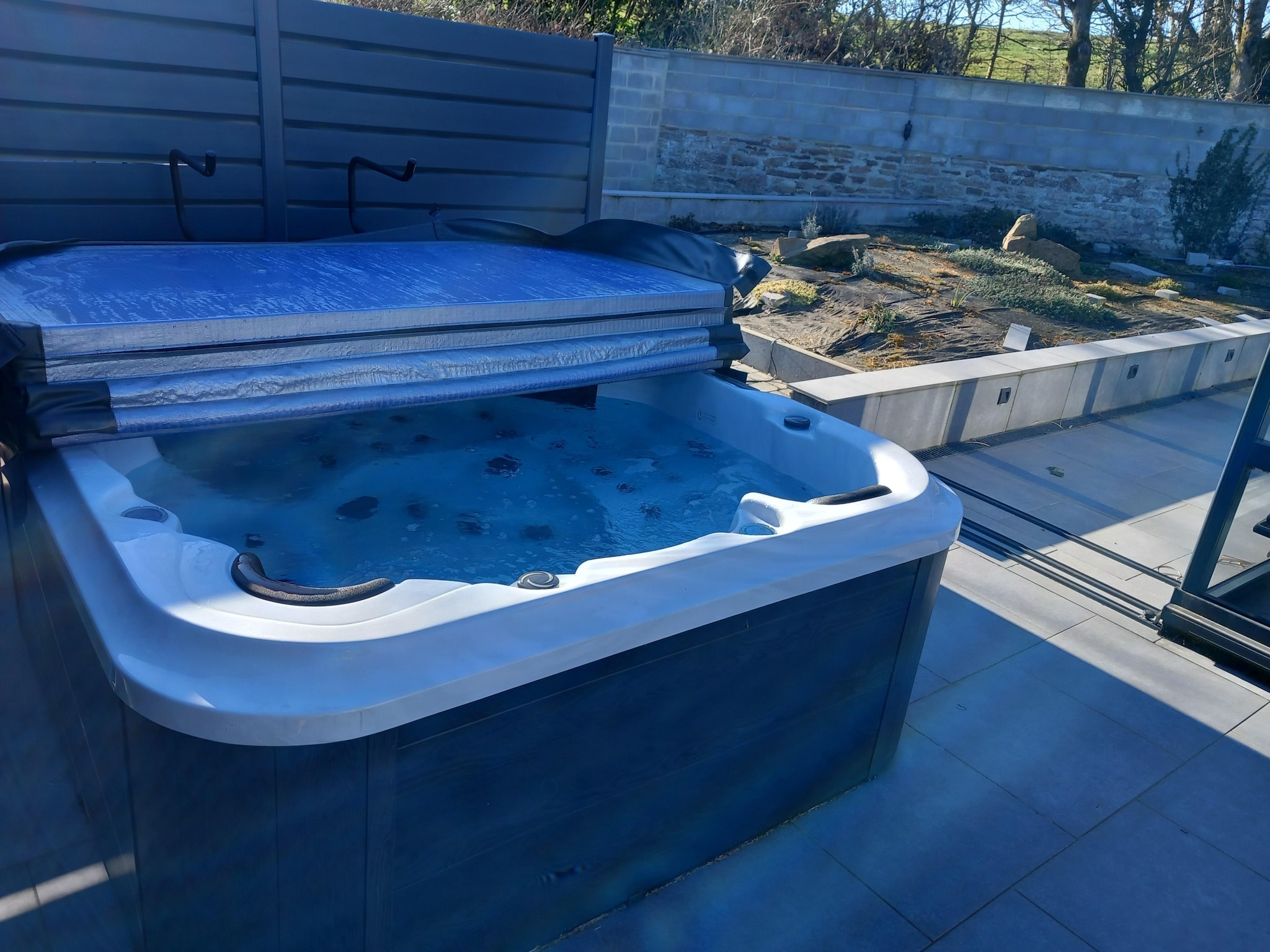   Gite à la ferme avec Piscine intérrieur