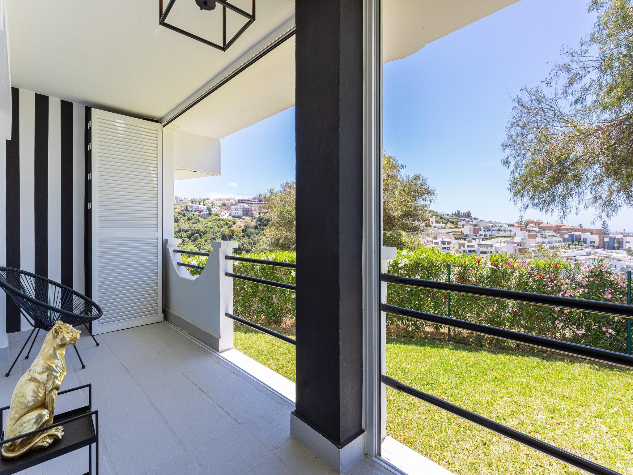 Mieszkanie CT 279 - Faro's Modern Townhouse - Sea View in Mar