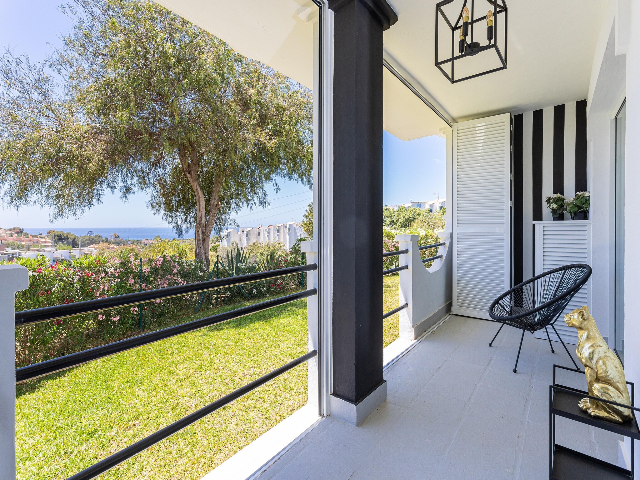 Mieszkanie CT 279 - Faro's Modern Townhouse - Sea View in Mar