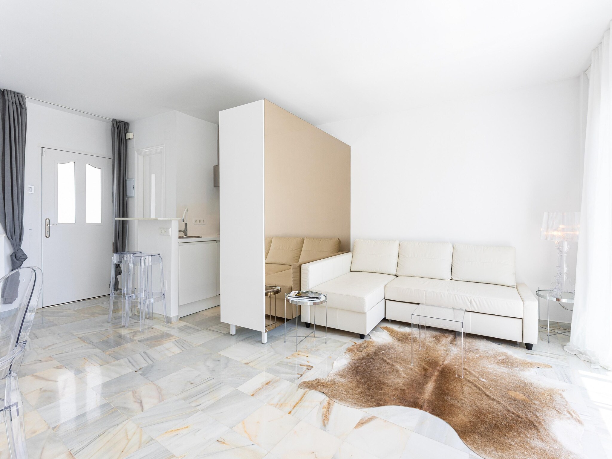 Mieszkanie CT 279 - Faro's Modern Townhouse - Sea View in Mar