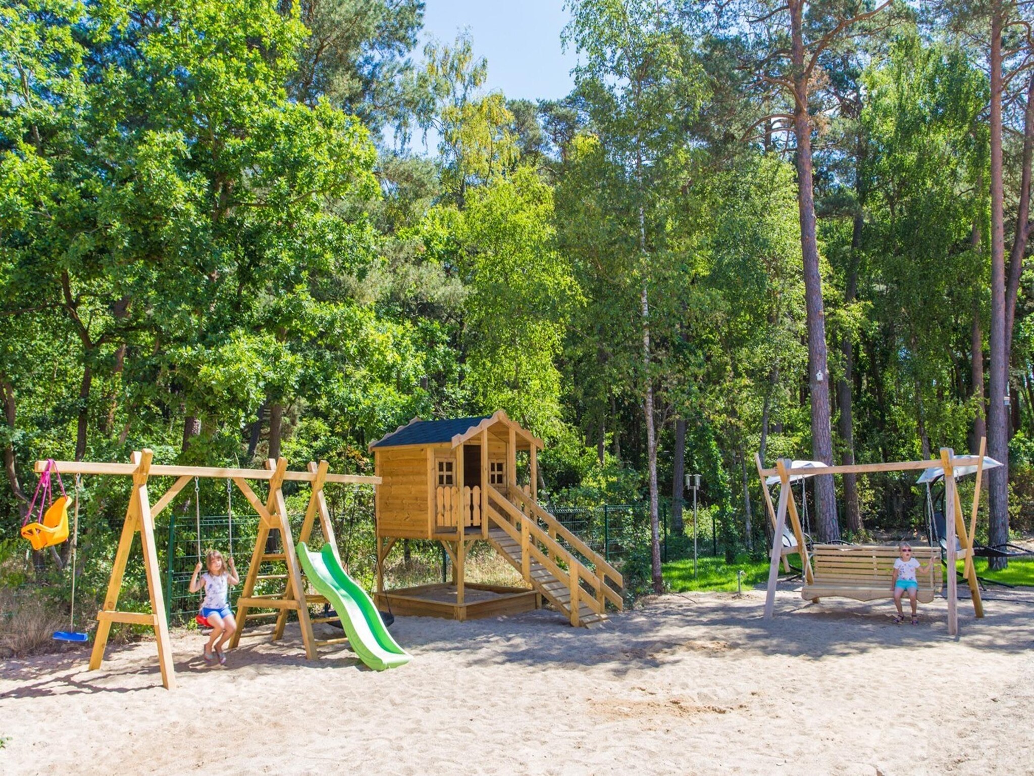   Domek wakacyjny dla 5 osób Pobierowo