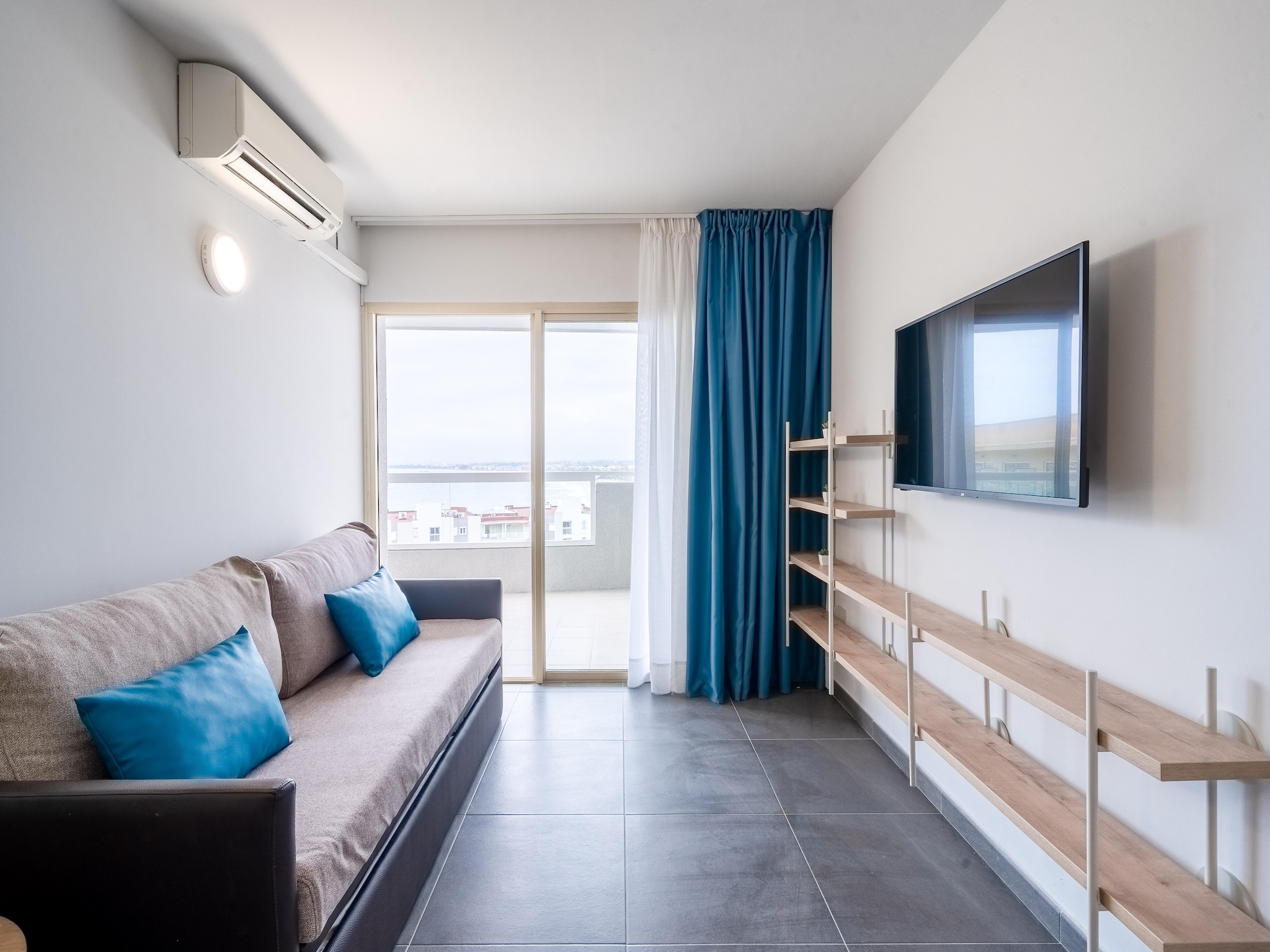   BLUE BEACH Apartments