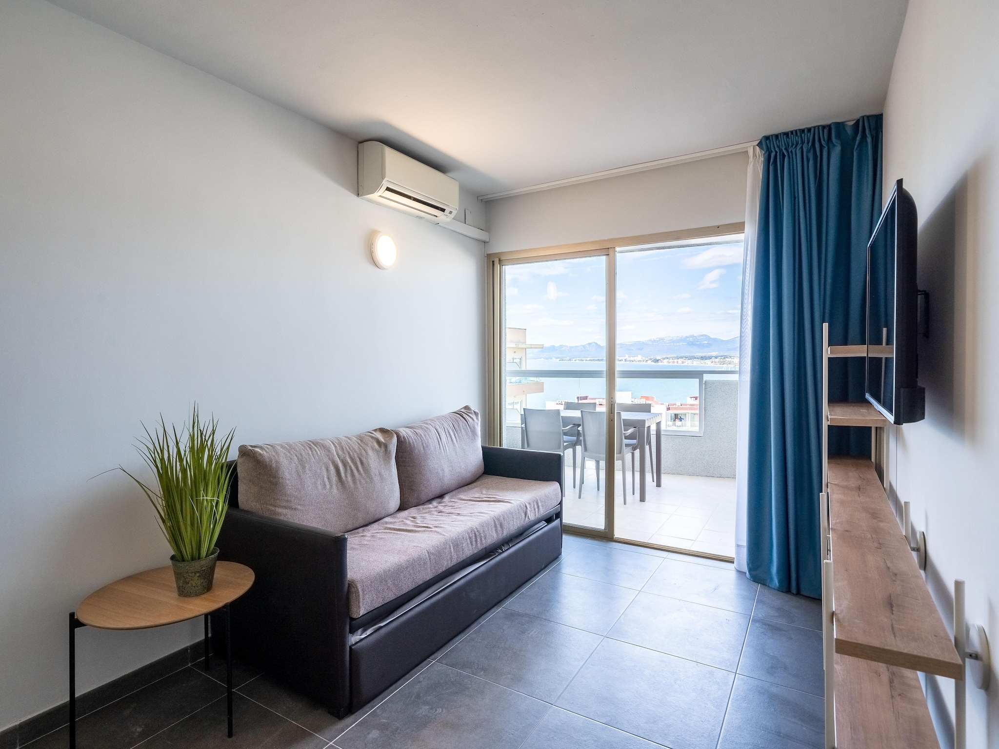   BLUE BEACH Apartments