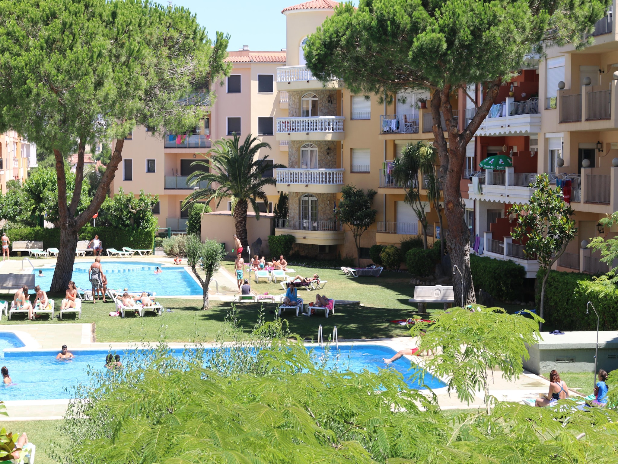 Leilighet APARTAMENTOS COMTE D'EMPURIES B24