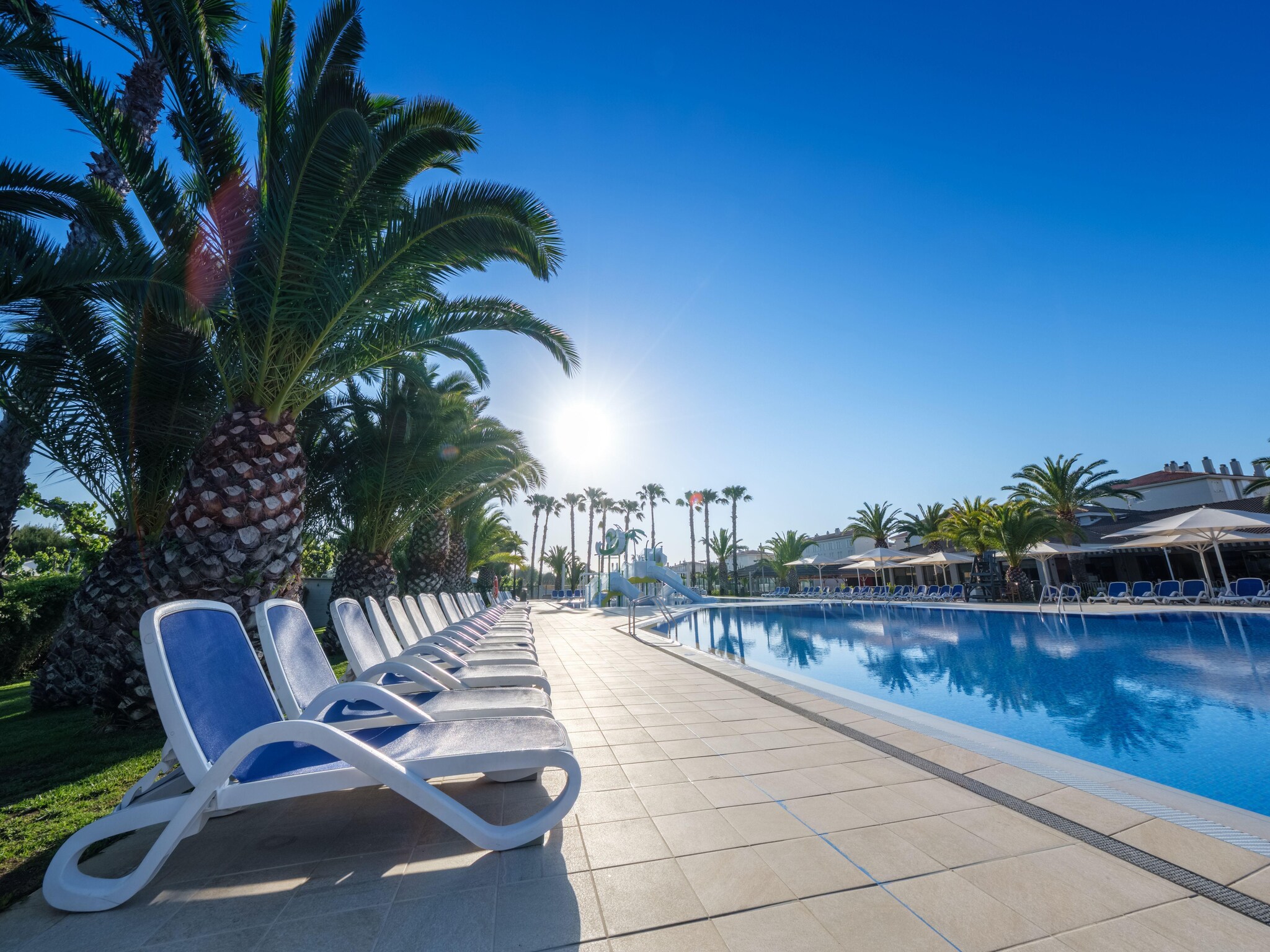   CAMPING ESTIVAL VENDRELL PLATJA  BUNGALOW TROPICAL