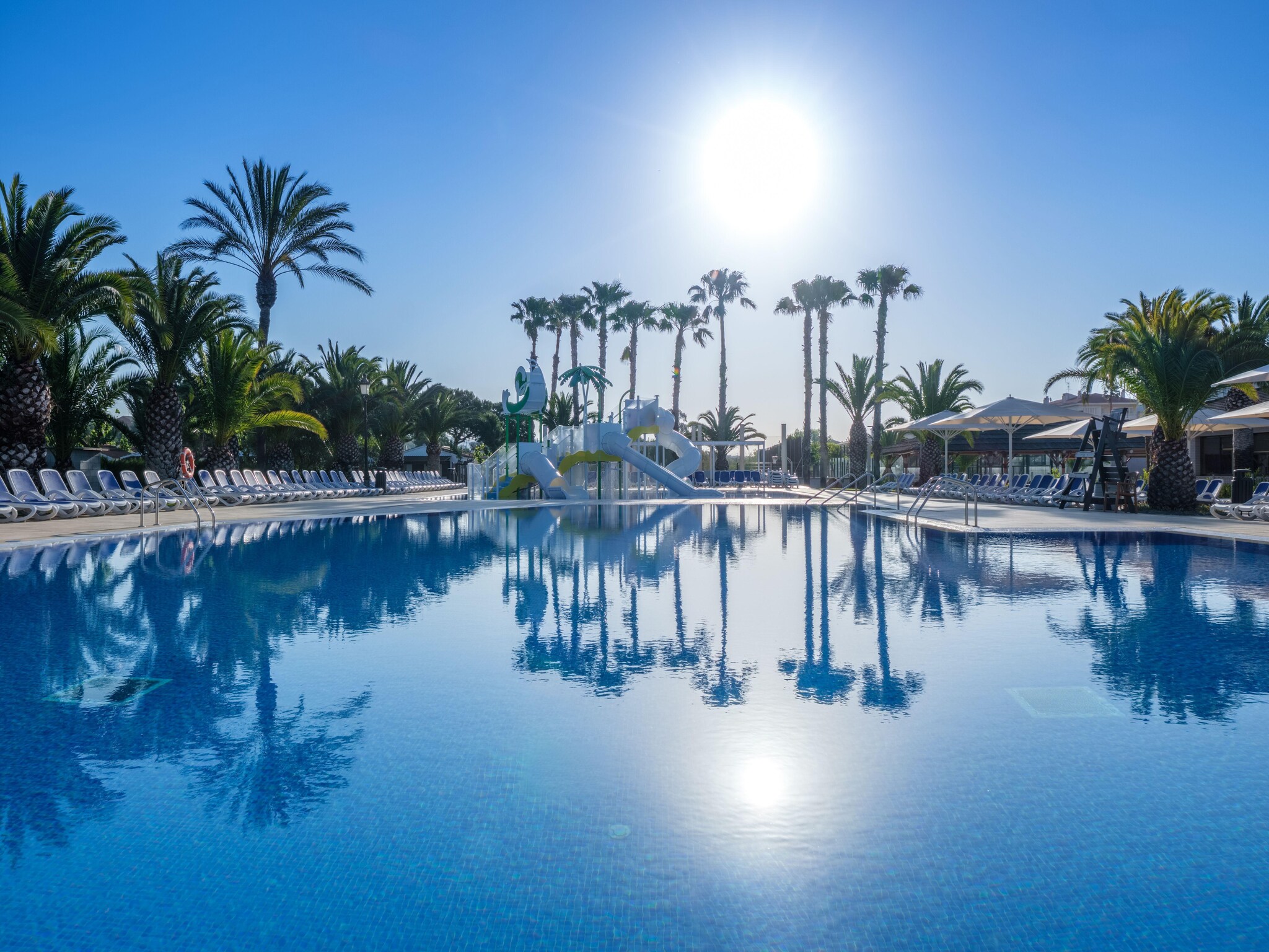   CAMPING ESTIVAL VENDRELL PLATJA  BUNGALOW TROPICAL