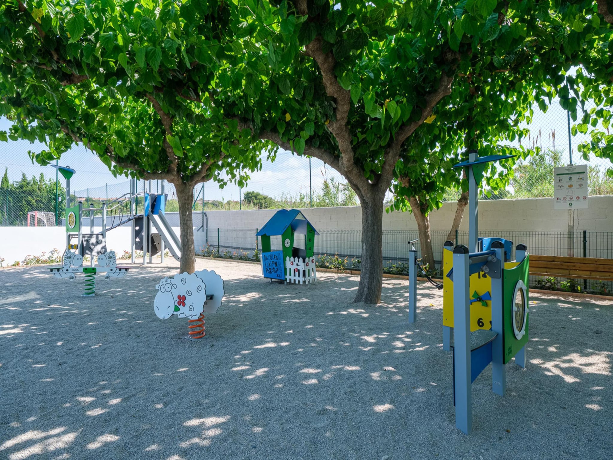   CAMPING ESTIVAL VENDRELL PLATJA TENT GRAND SAFARI