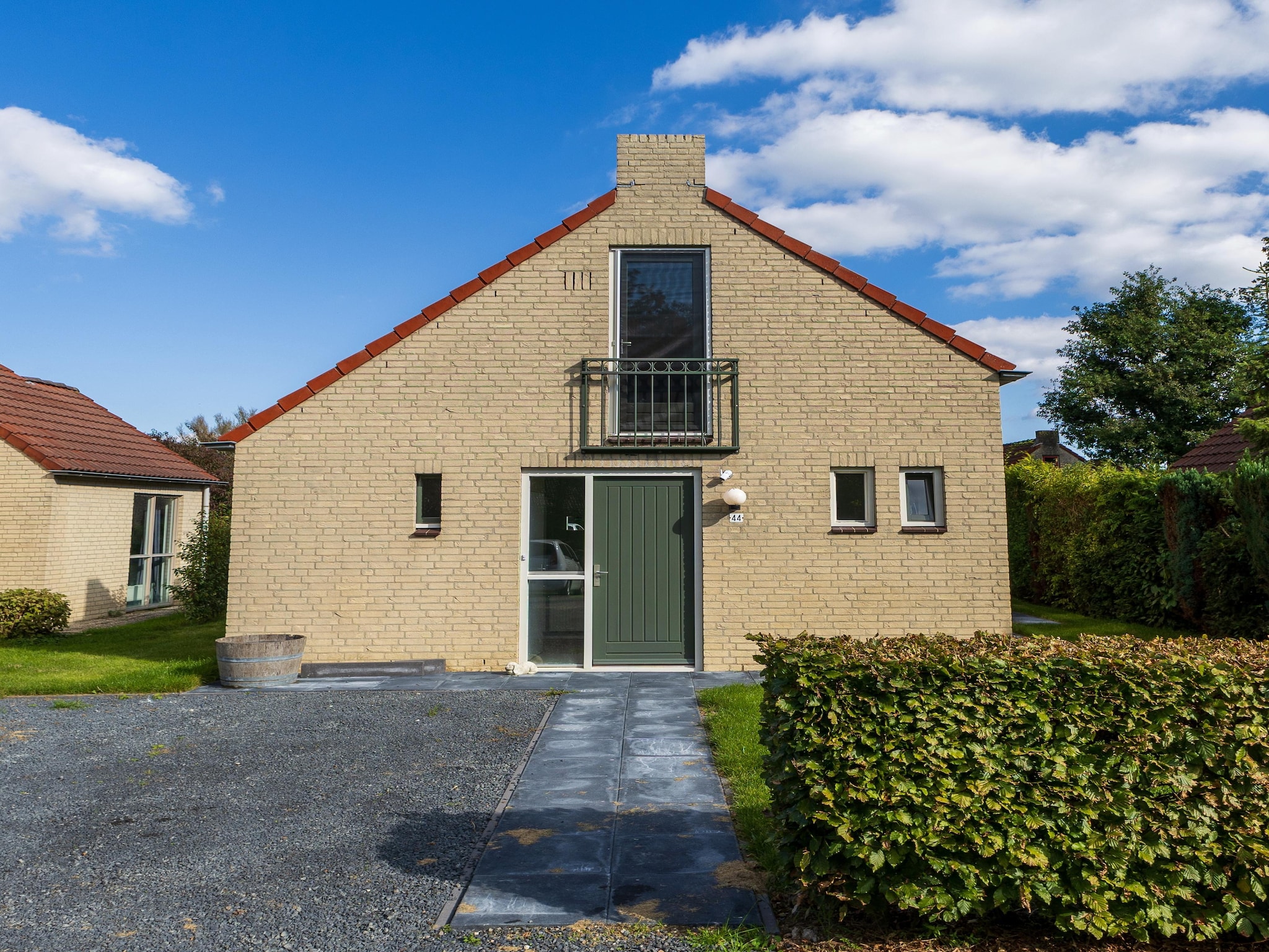   NR 44