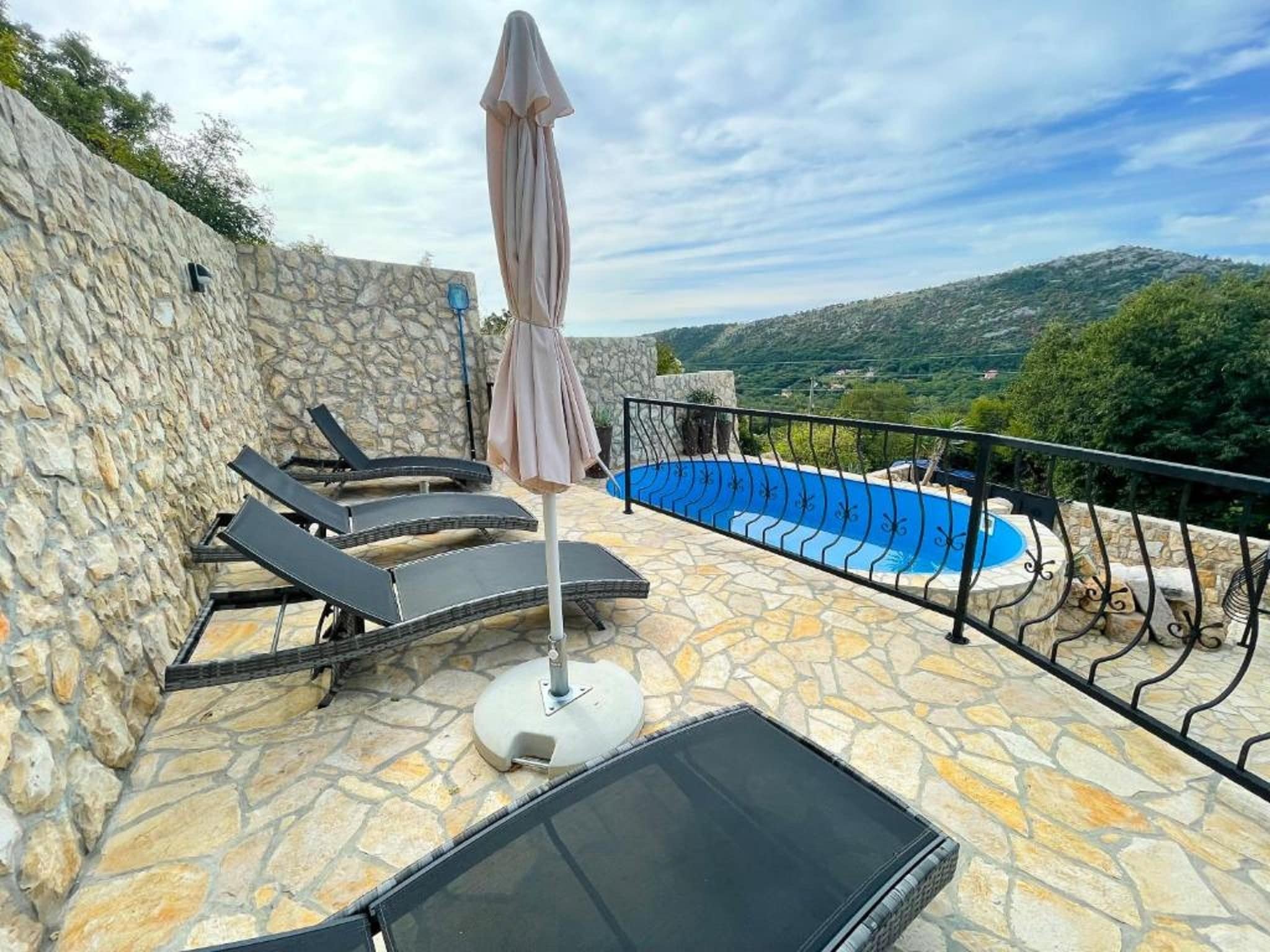   Holiday Home Paun