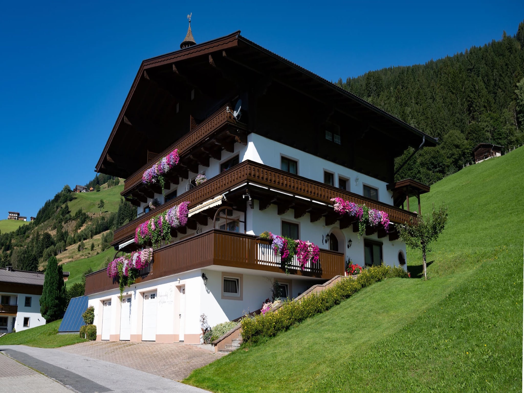 Ferienwohnung Bergliebe & Waldrand