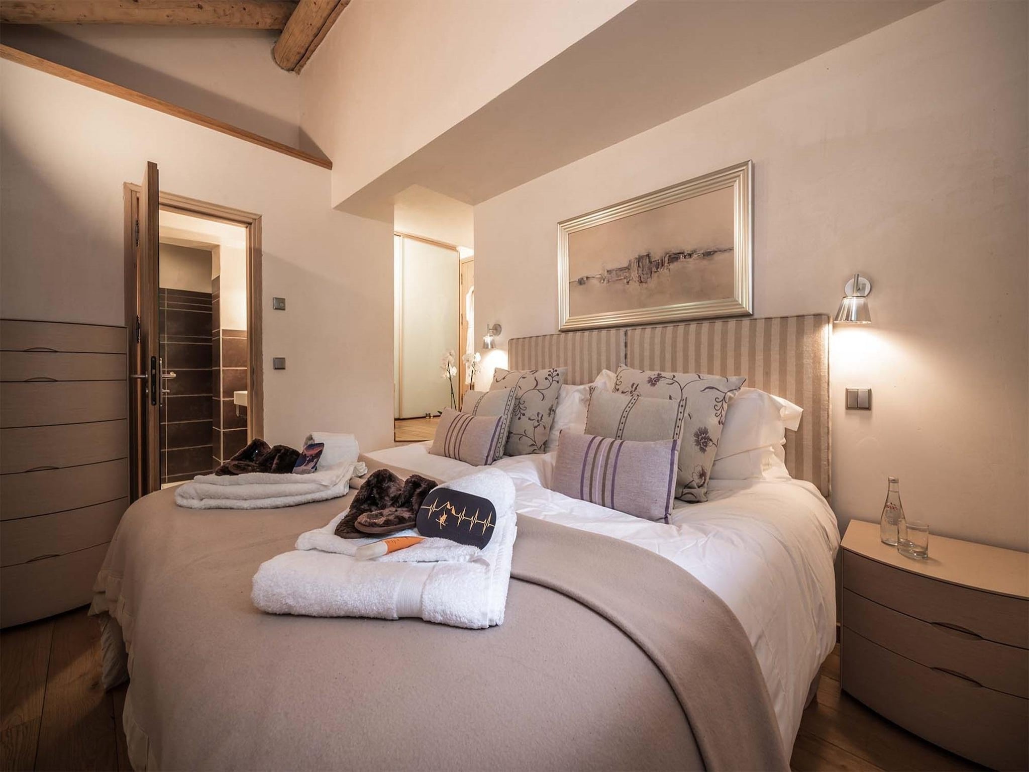 Dom Chalet Arolla