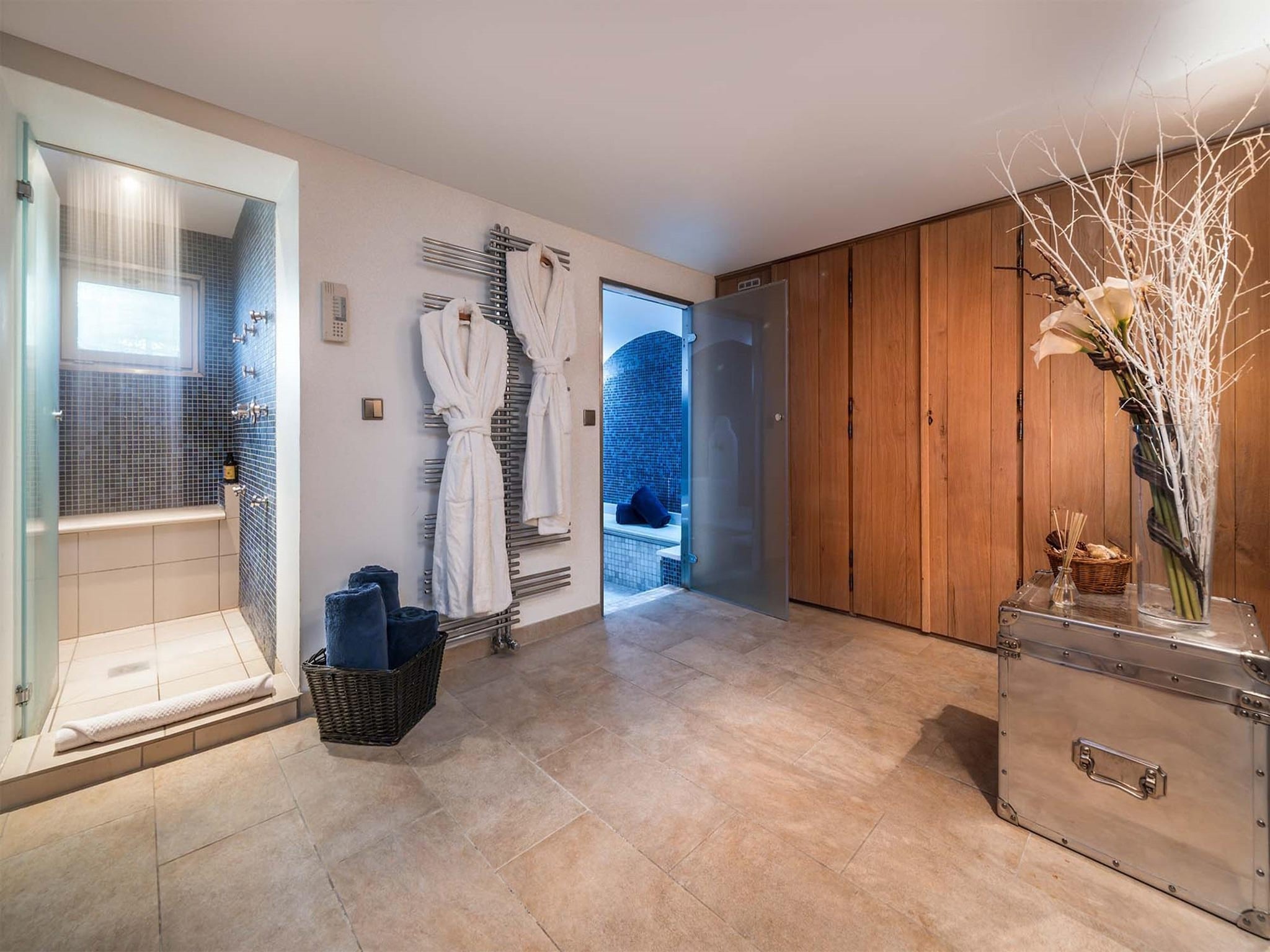 Dom Chalet Arolla