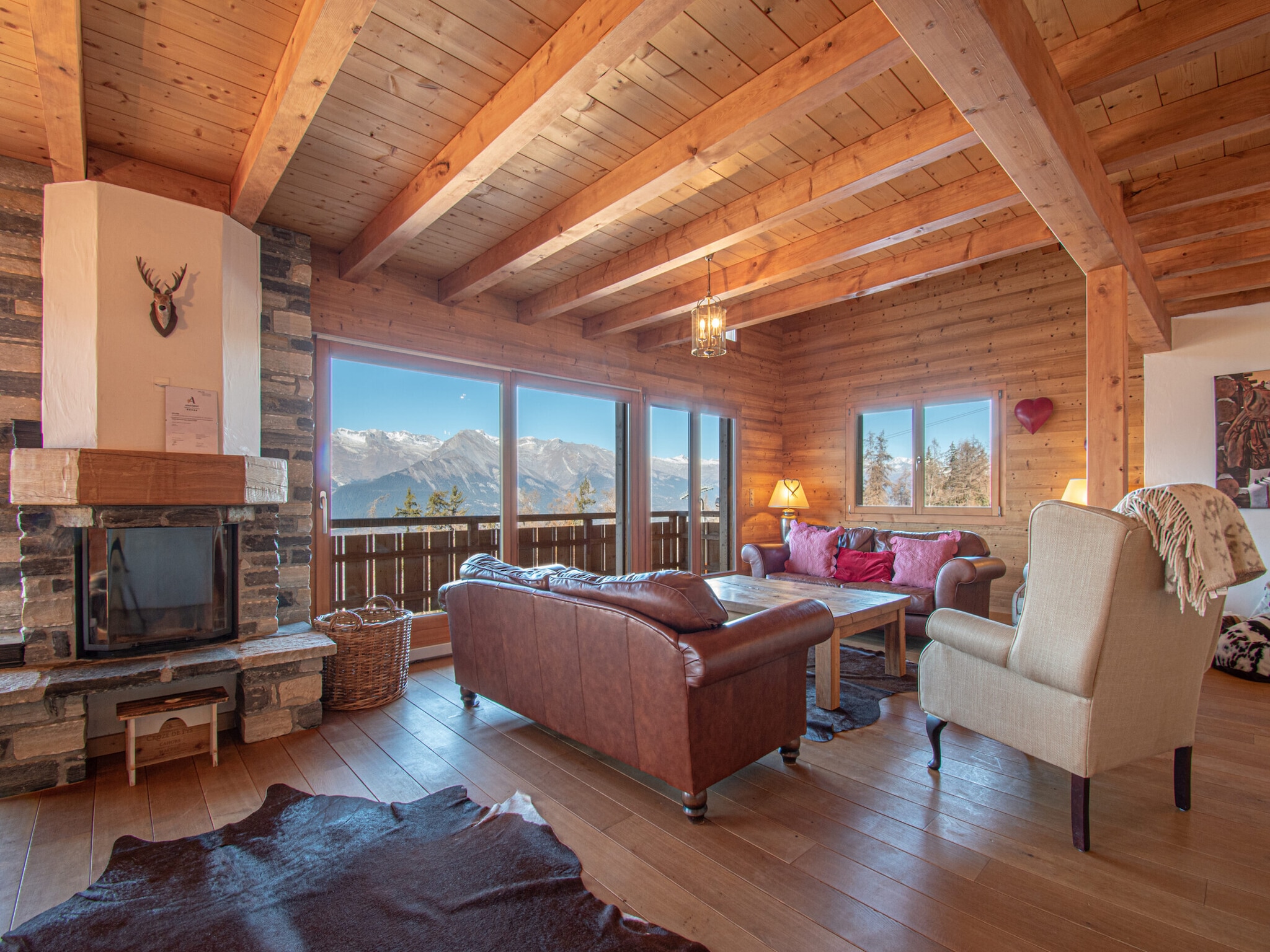 Ferienhaus Hirondelle JACUZZI & LUXURY chalet 12 pers